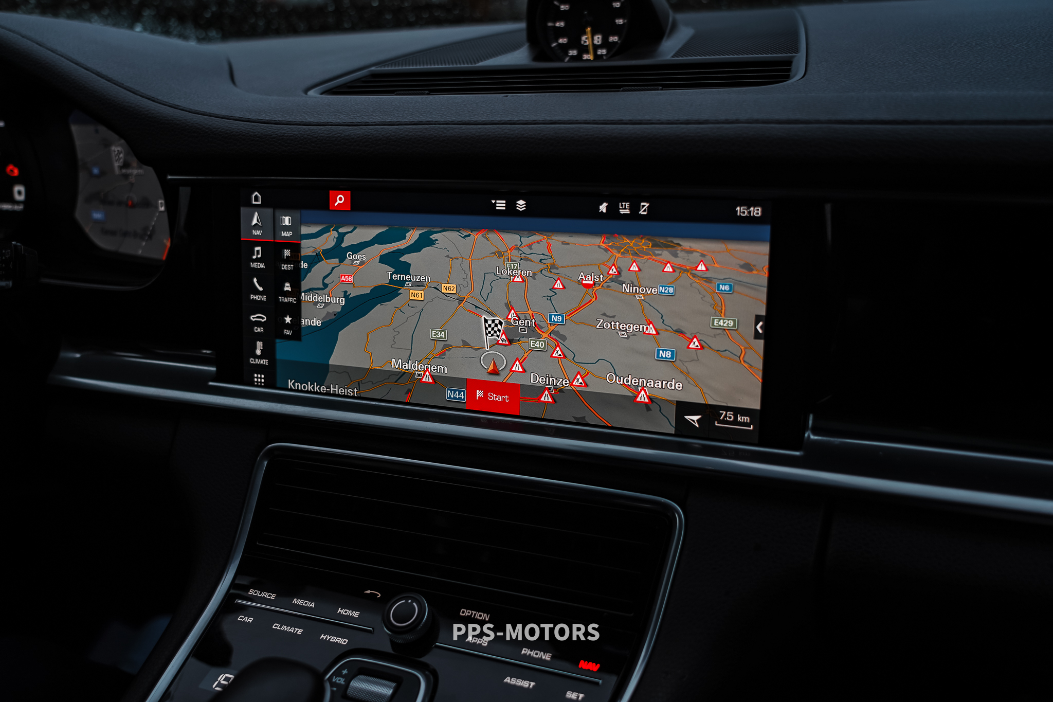 Porsche PANAMERA 4 E-Hybrid Sport Turismo photo 14