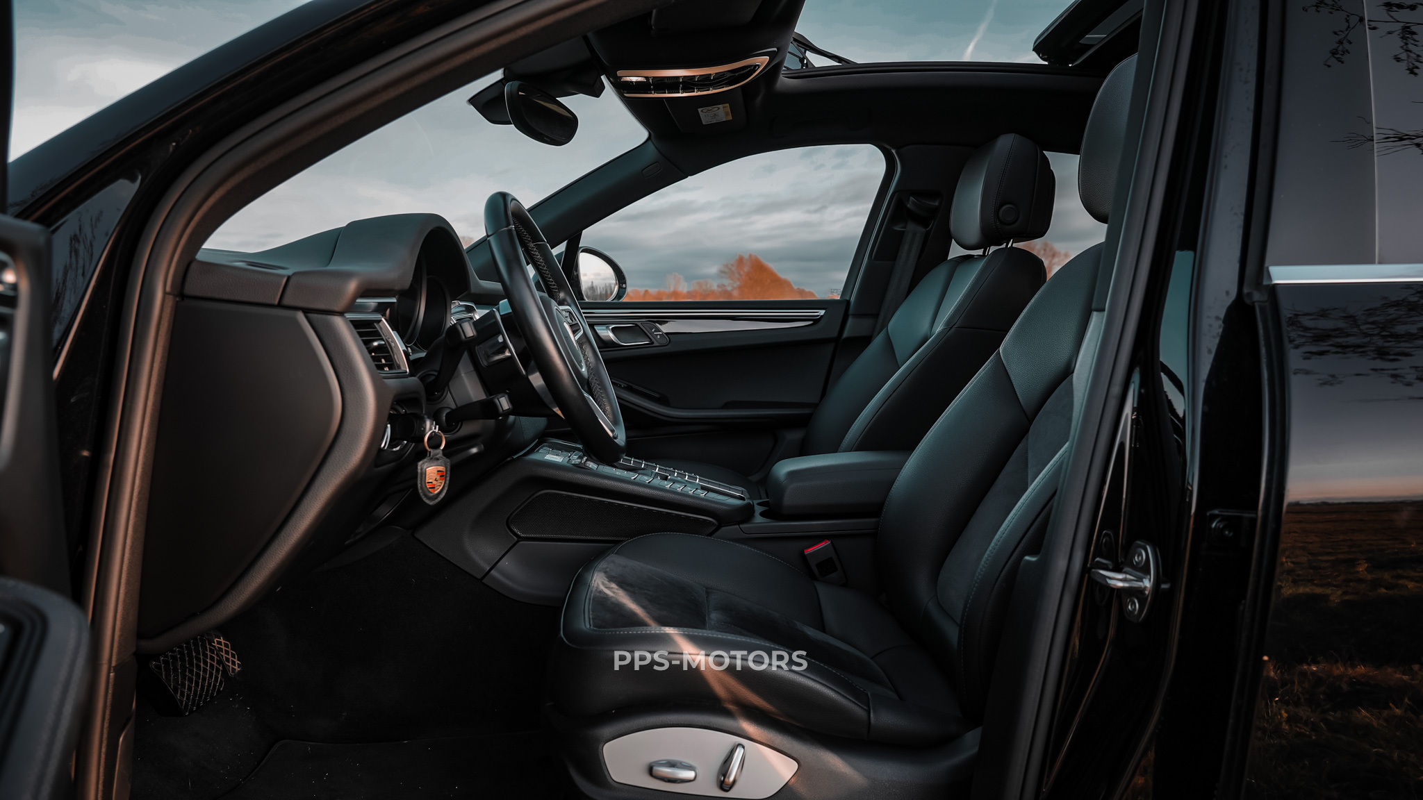Porsche MACAN S 3.0 SPORTDESIGN photo 21