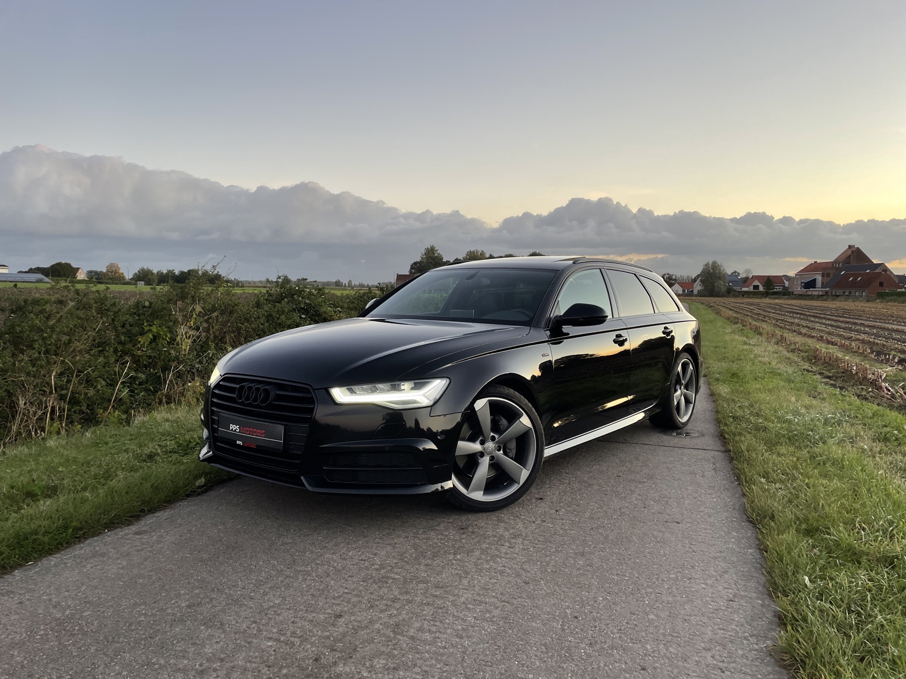 Audi A6 3.0 TDI V6 S-LINE photo 1