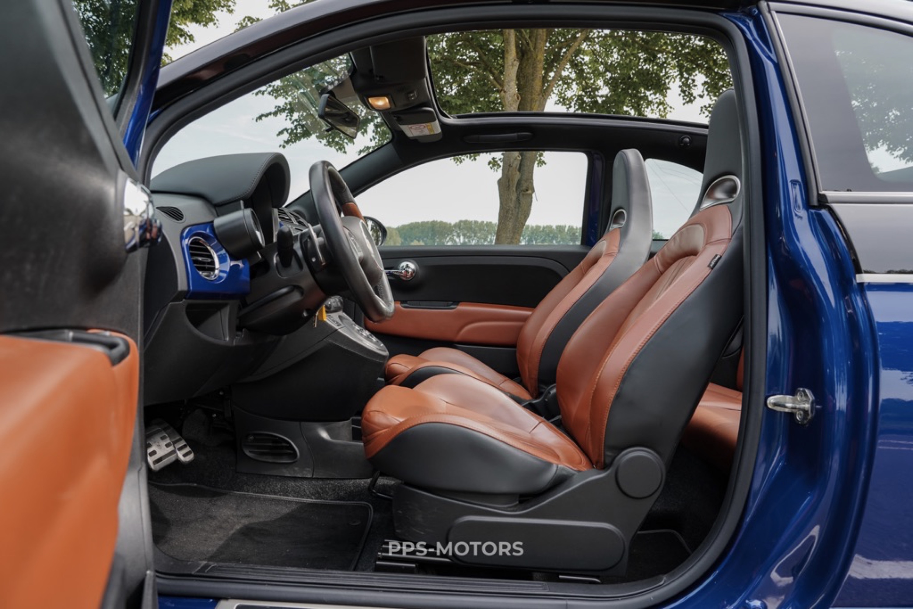 Abarth 595C 1.4 T-Jet photo 12
