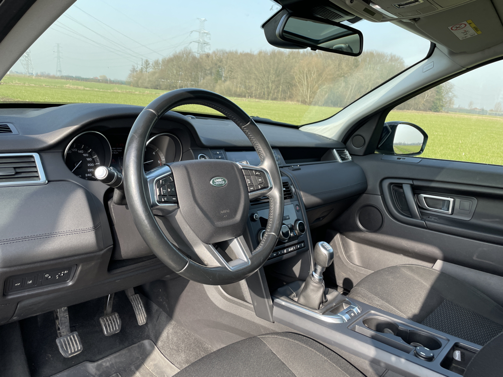 Land Rover DISCOVERY SPORT 2.0 TD4 HSE photo 10