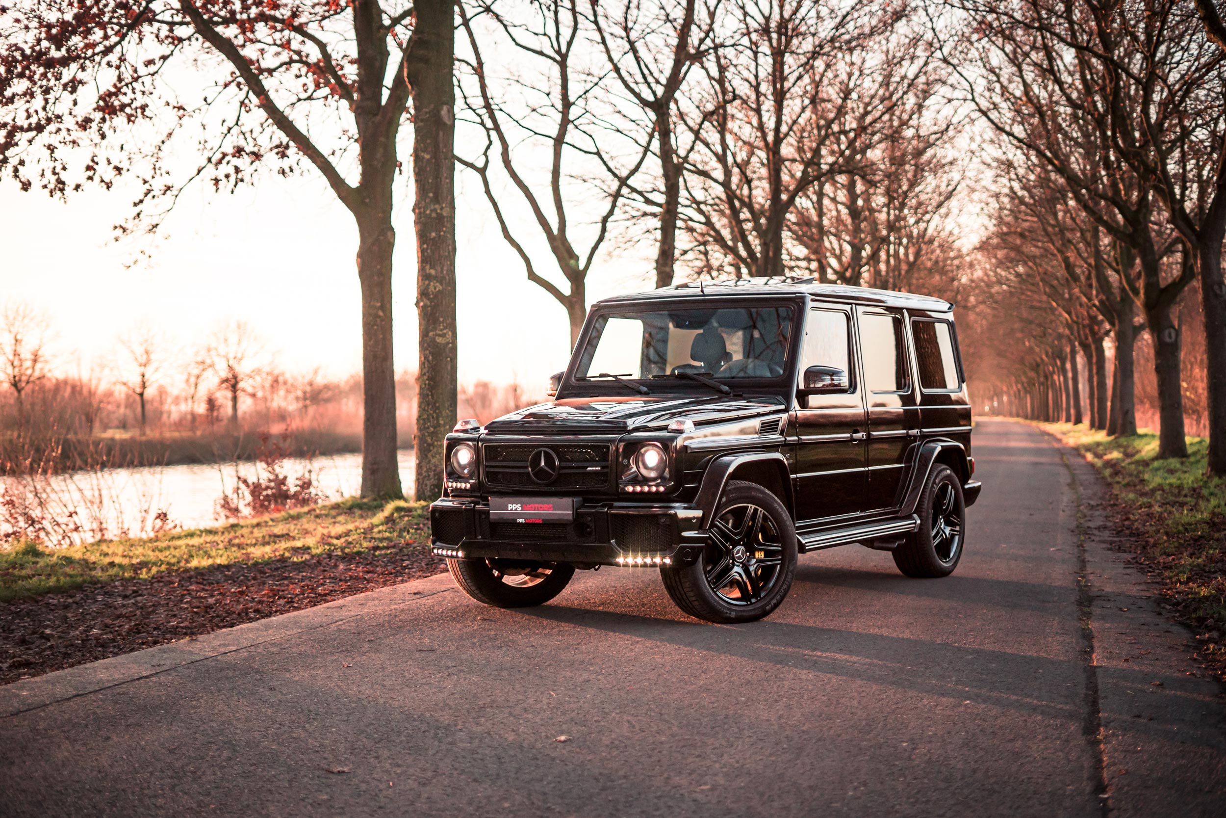 Mercedes Benz G63 AMG 5.5 V8 | BRABUS OPTIK photo 16