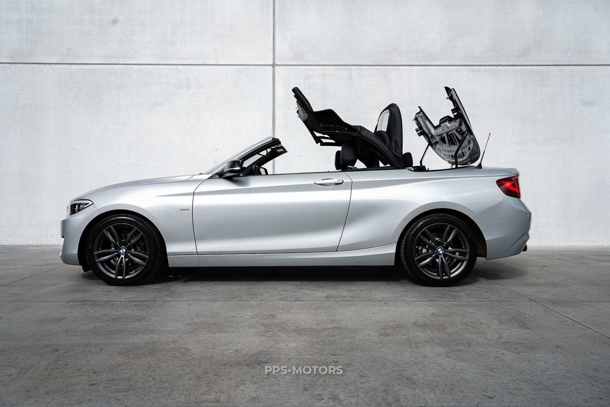 BMW 218dA CABRIO photo 4