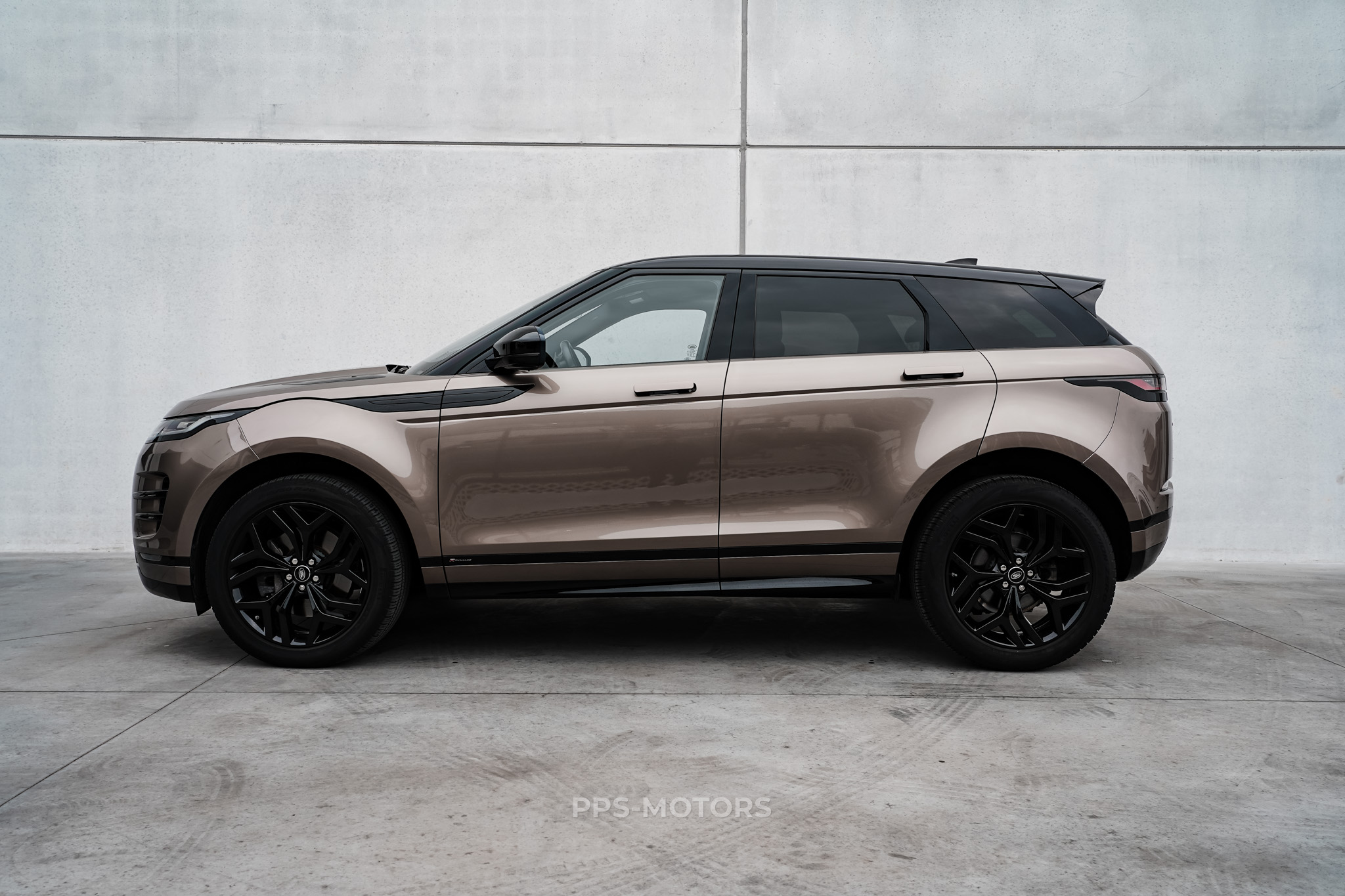 Land Rover RANGE ROVER EVOQUE photo 4