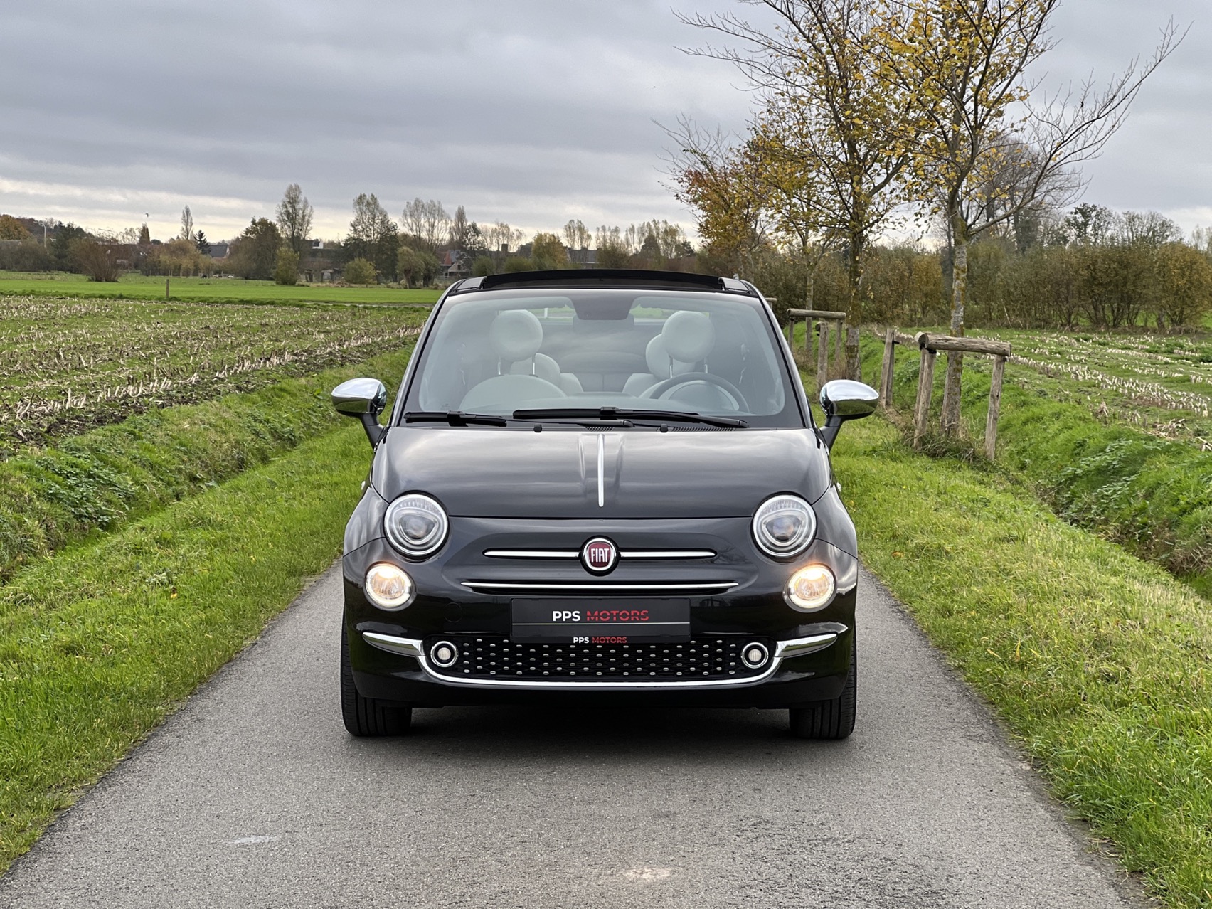 Fiat 500C Hybrid Dolcevita photo 4