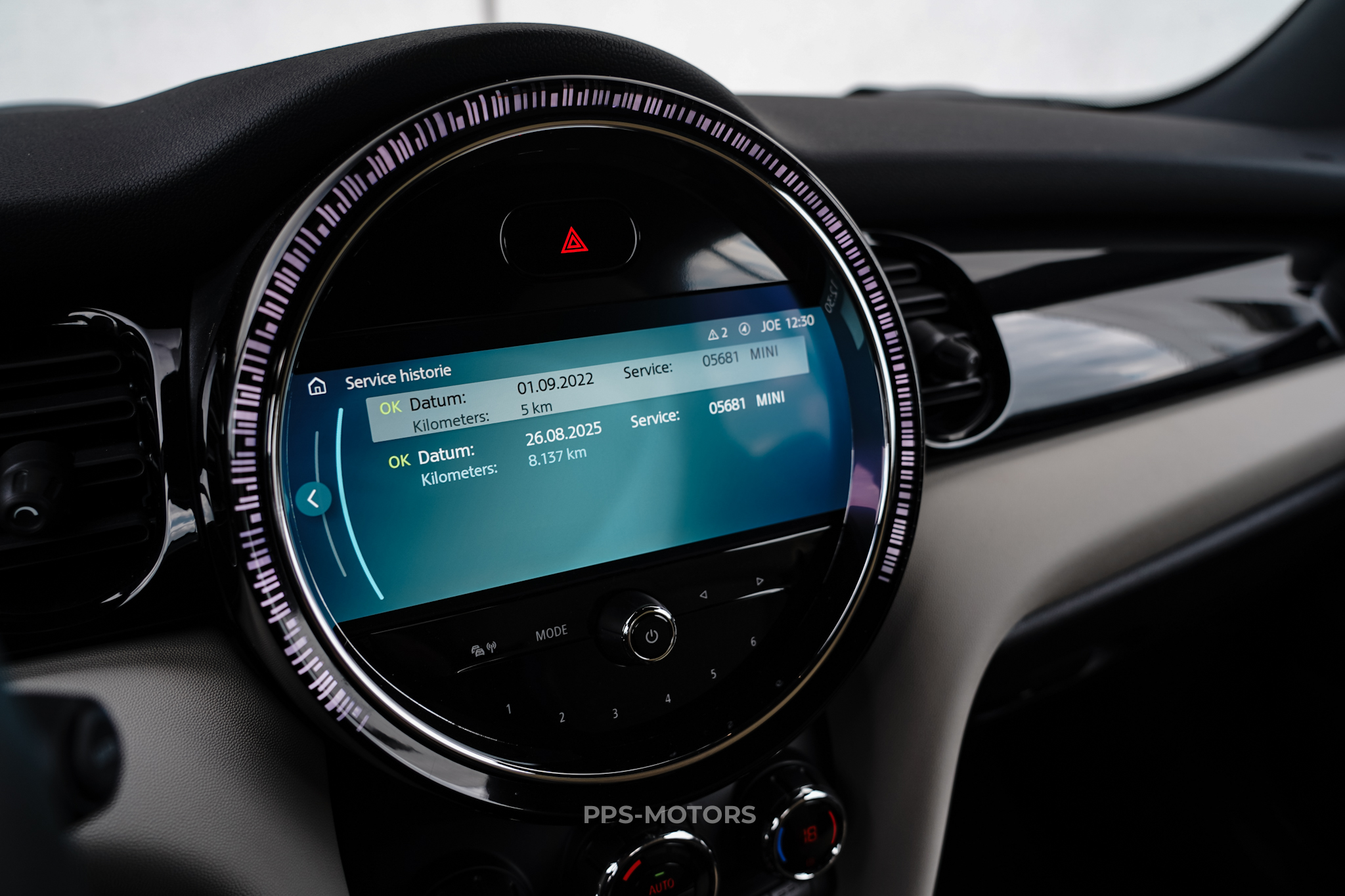 MINI COOPER CABRIO photo 18