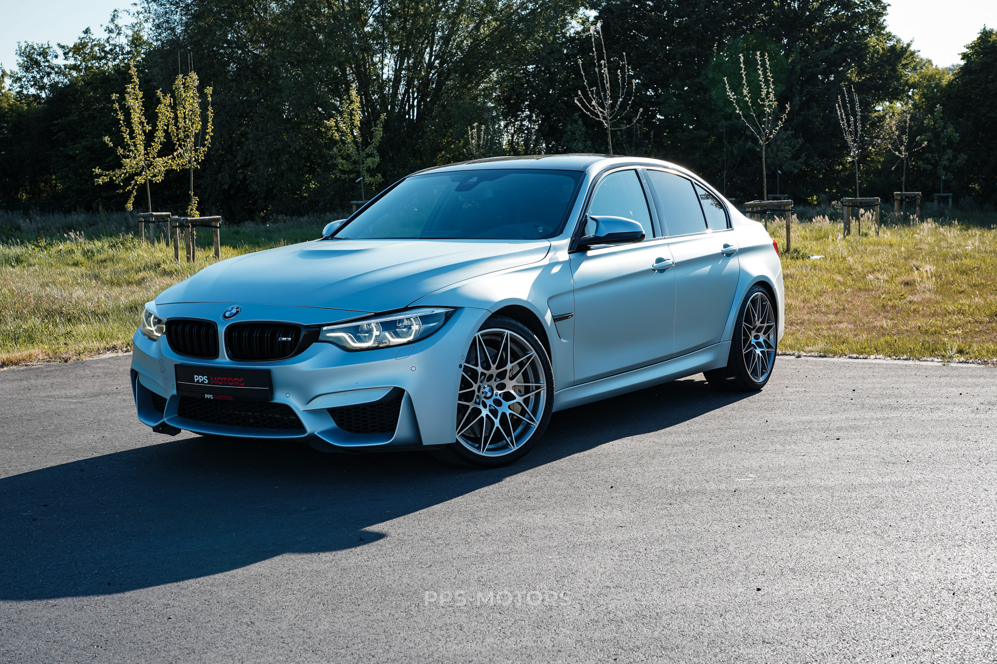 BMW M3 COMPETITION INDIVIDUAL photo 14