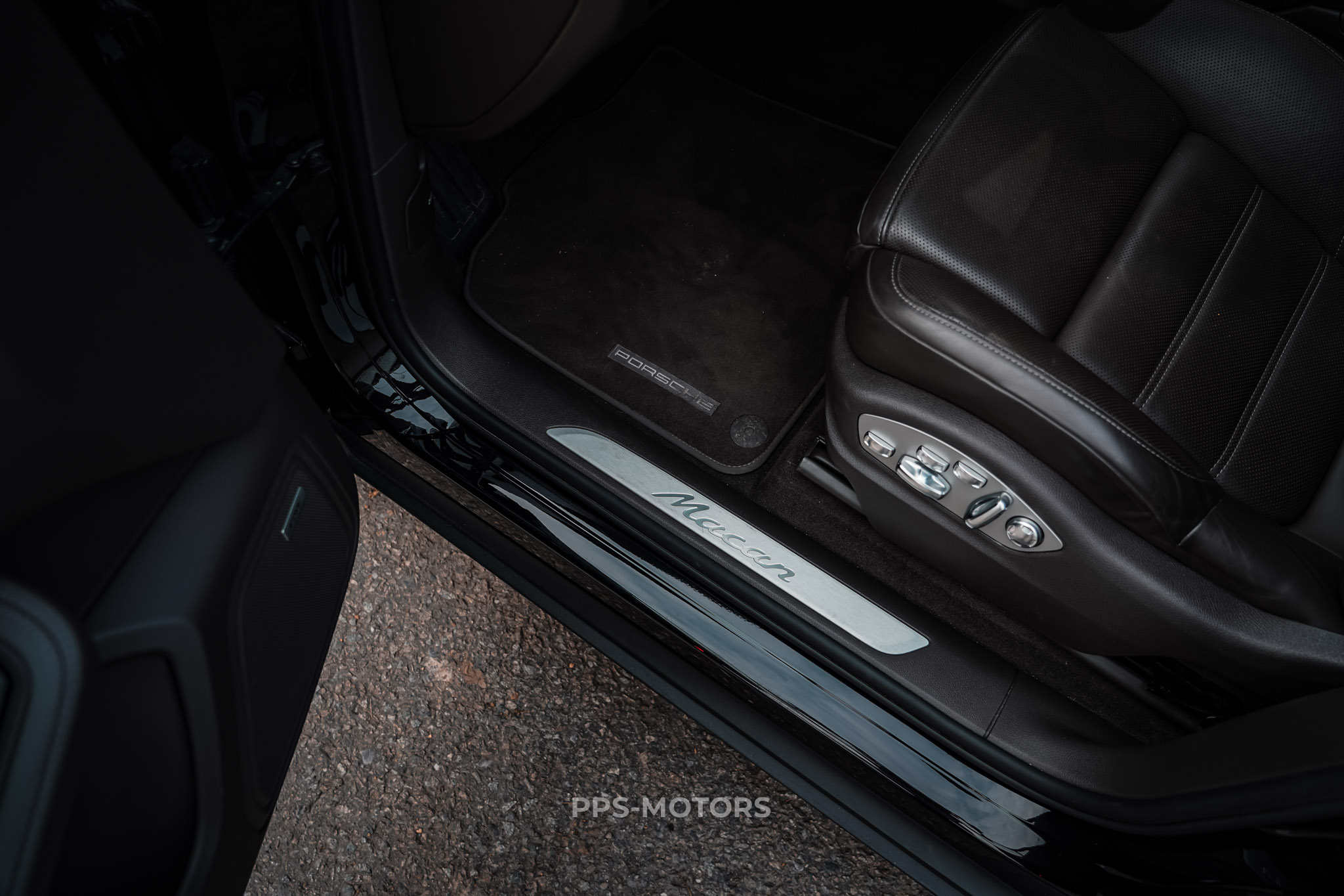 Porsche MACAN 2.0 TURBO PDK photo 19