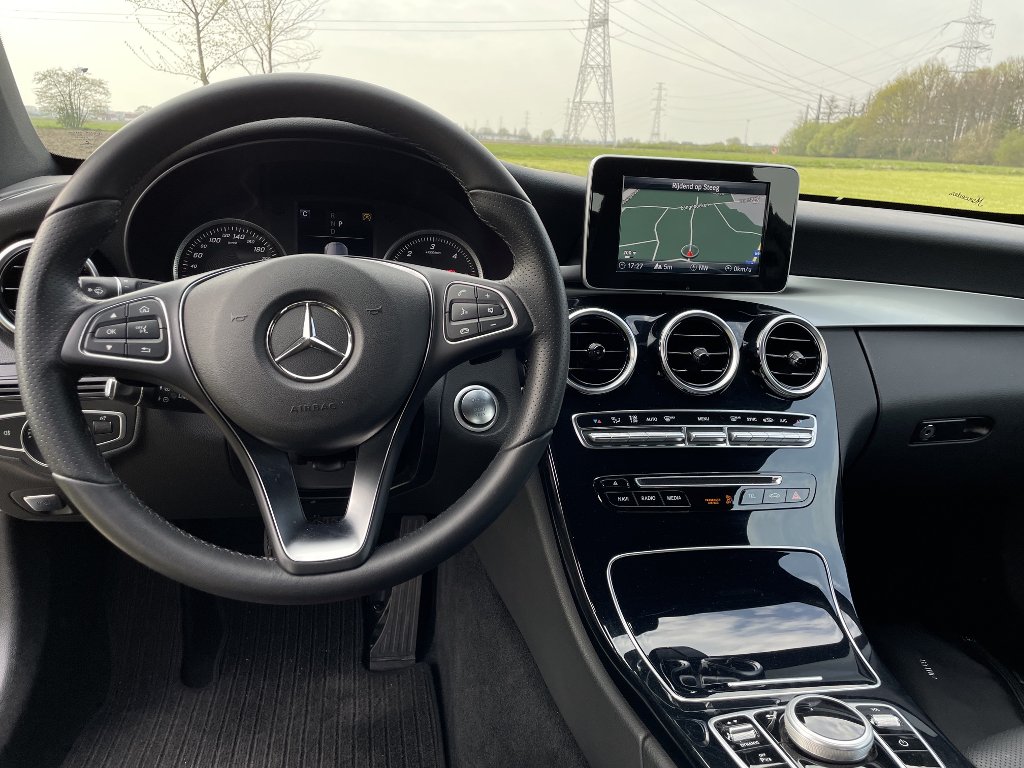 Mercedes Benz C220 photo 17