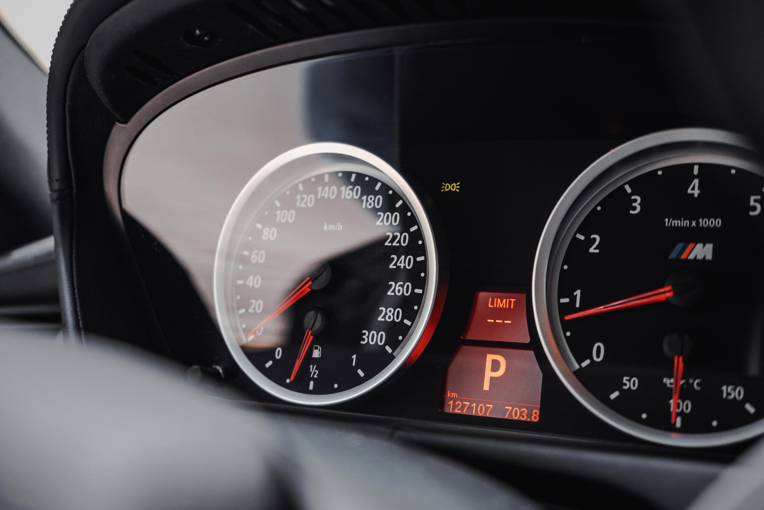 BMW X6 M 4.4i V8 TWIN-TURBO - LICHTE VRACHT photo 32