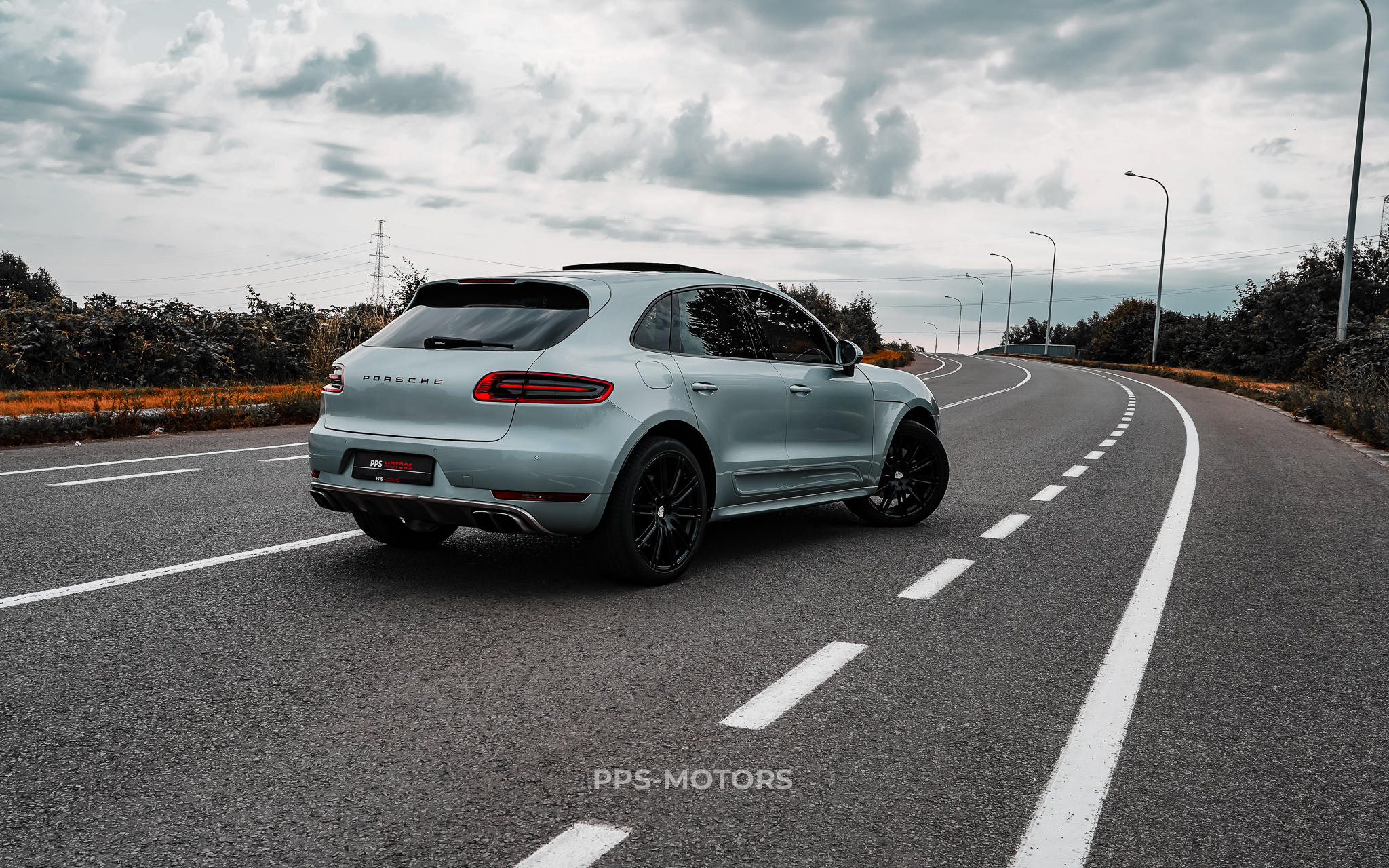 Porsche MACAN TURBO 3.6i photo 46