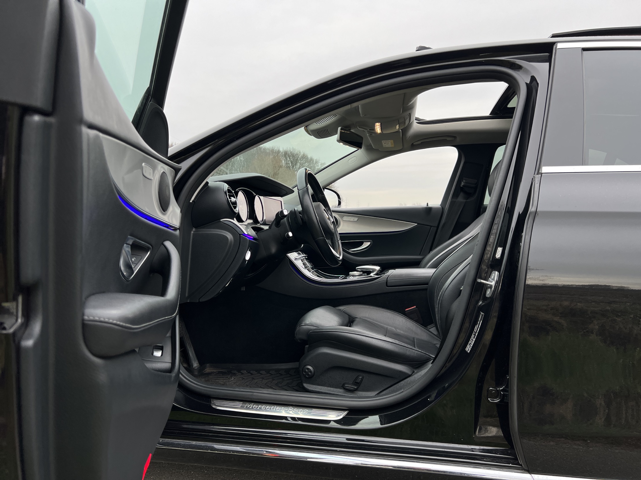 Mercedes Benz E220 BERLINE AVANTGARDE photo 16