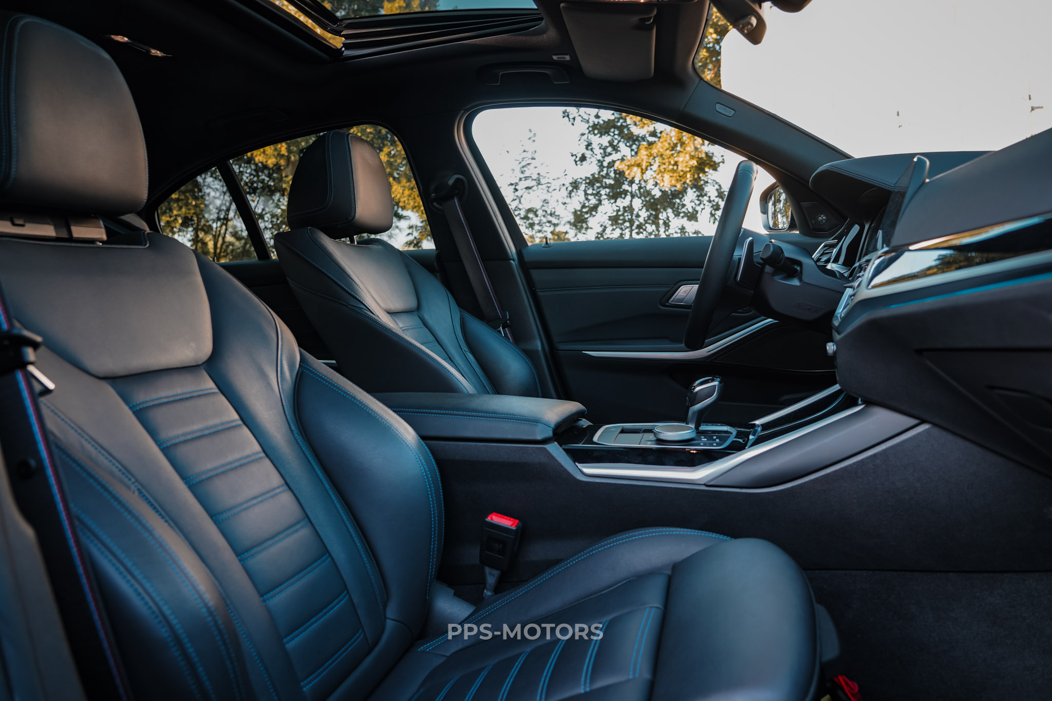 BMW 330e M-PAKKET M-PERFORMANCE photo 27