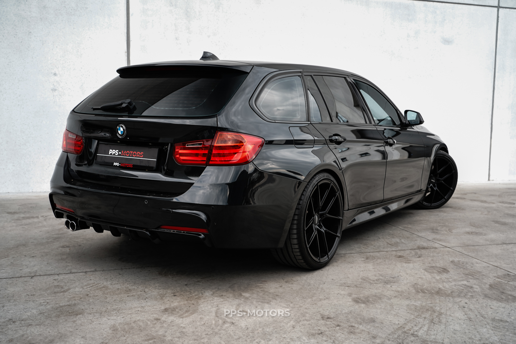 BMW 330dA TOURING M-PAKKET photo 7