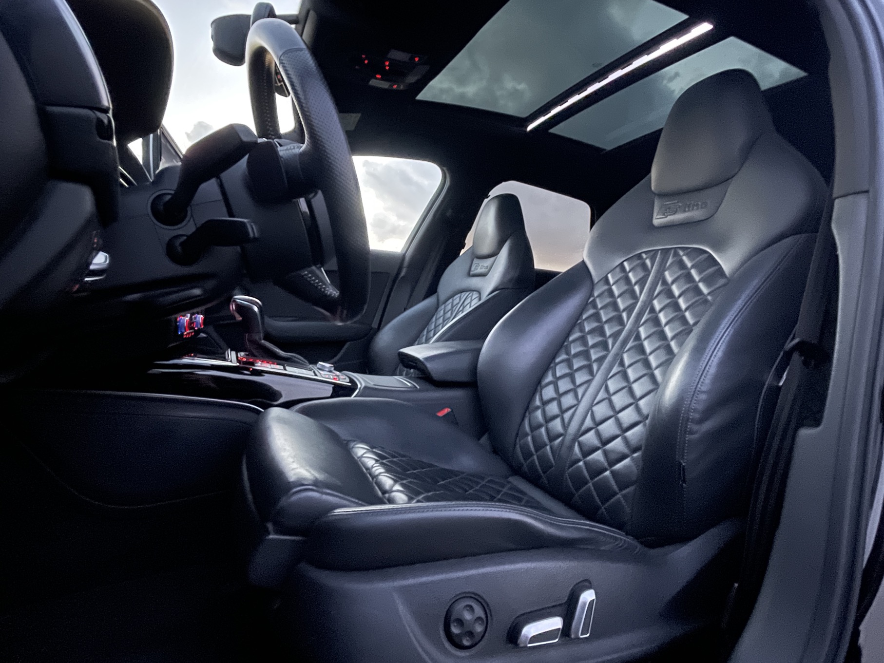 Audi A6 3.0 TDI V6 S-LINE photo 9