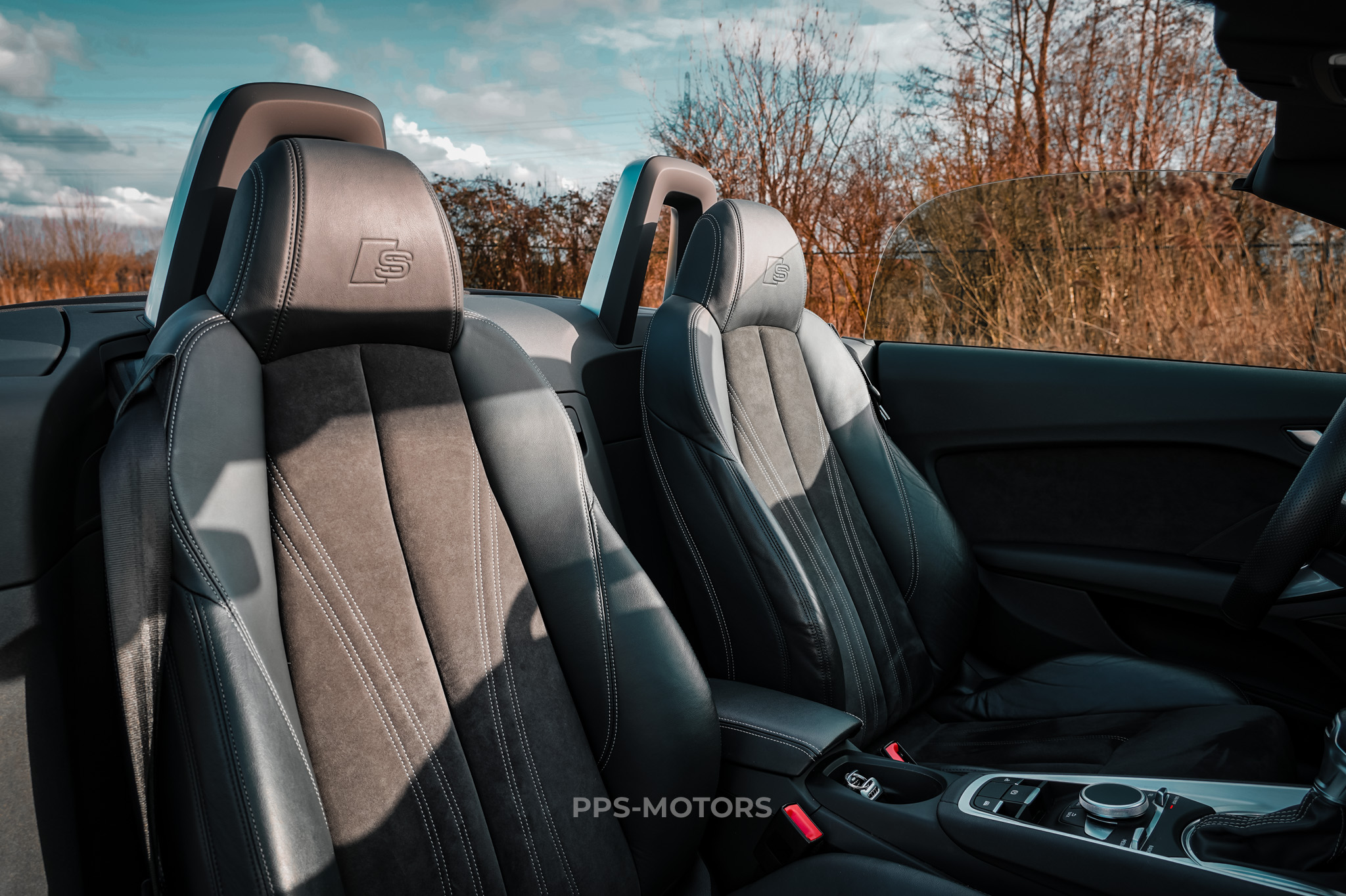 Audi TT ROADSTER 2.0 TFSI S-TRONIC photo 20