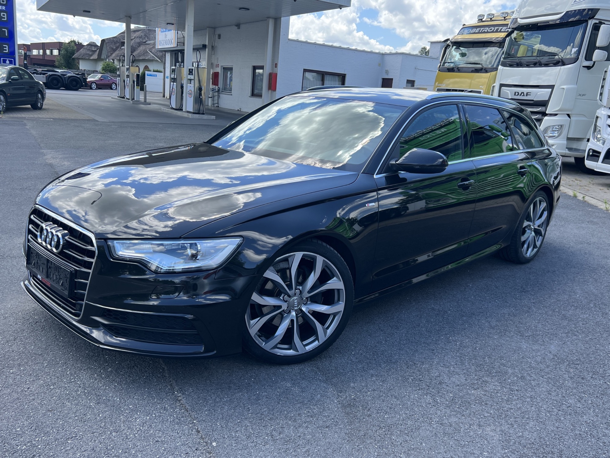 Audi A6 2.0 TDI ULTRA S-LINE photo 1