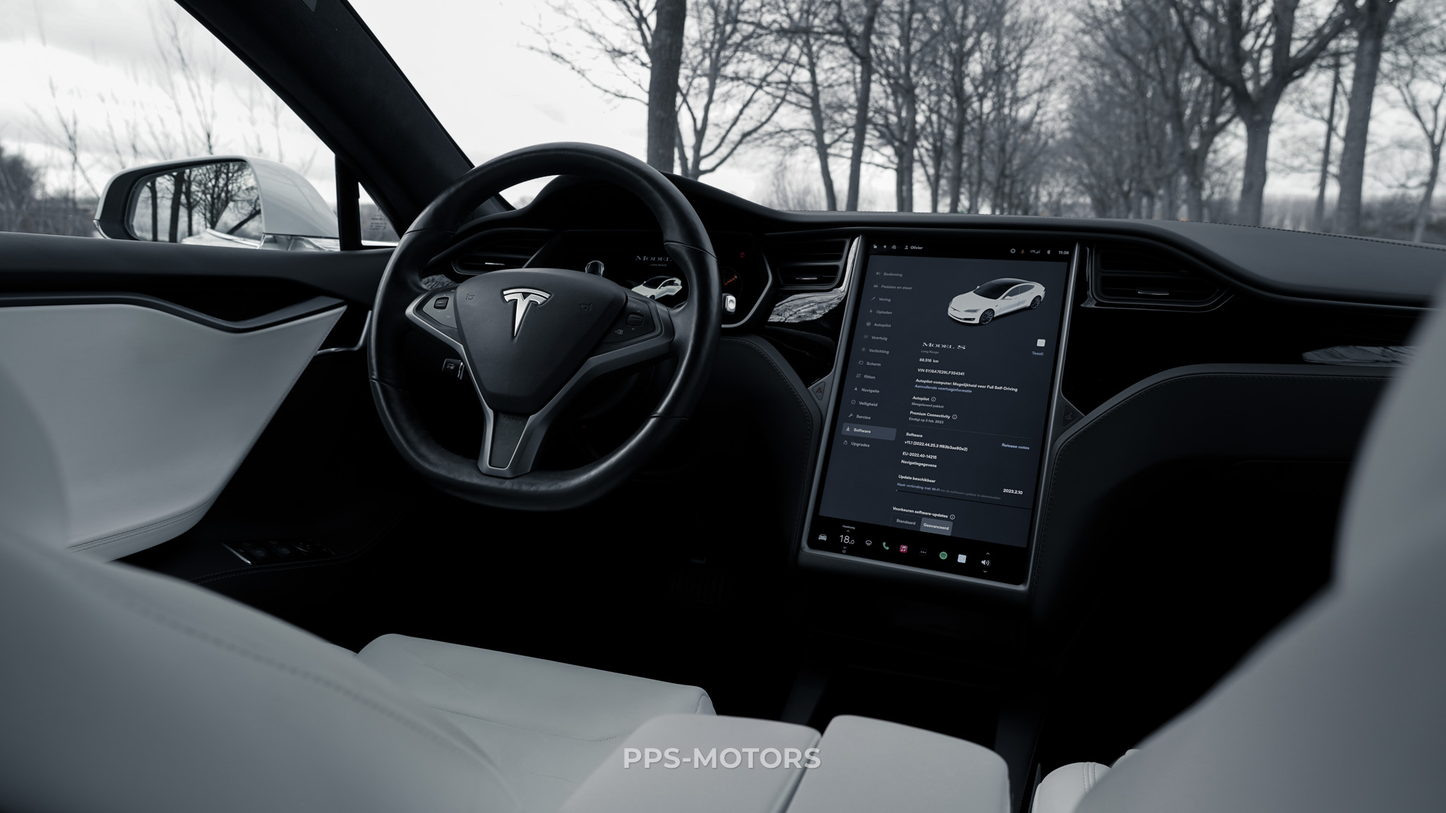 Tesla MODEL S 100D LONG RANGE DUAL MOTOR photo 17