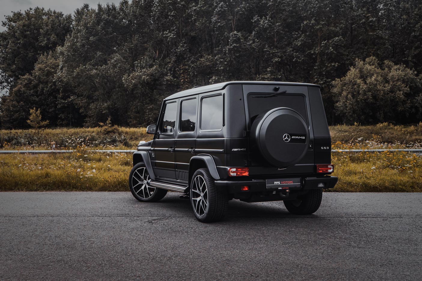 Mercedes Benz G63 AMG 5.5 V8 - EXCLUSIVE EDITION 463 - DESIGNO photo 9