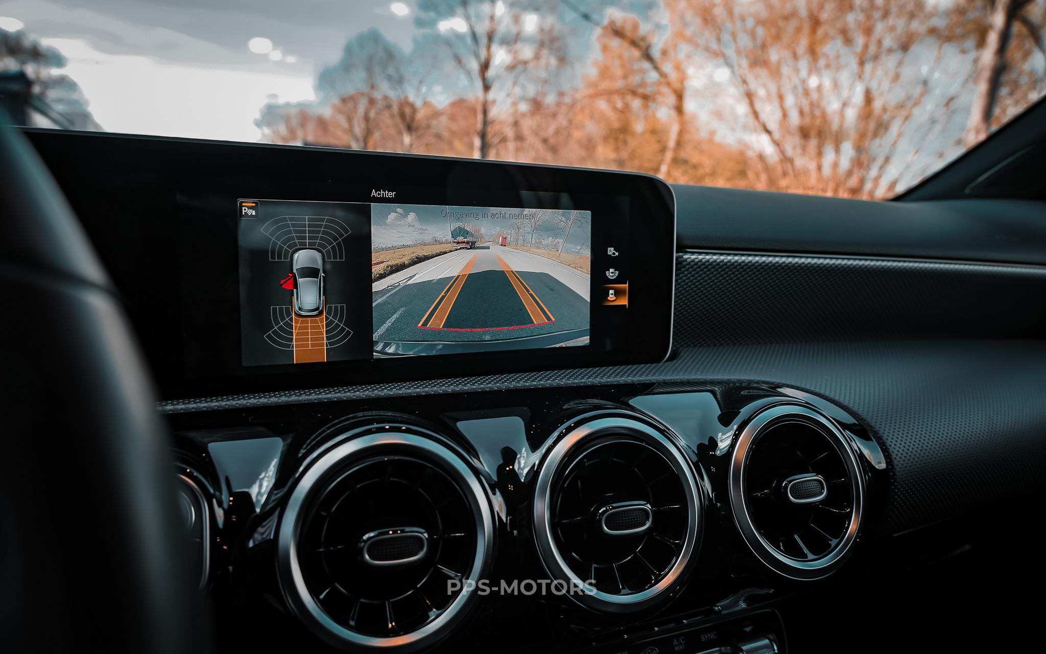 Mercedes Benz A200 LAUNCH EDITION photo 32
