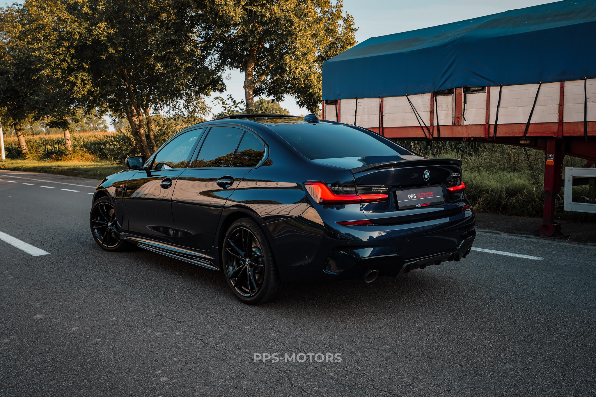 BMW 330e M-PAKKET M-PERFORMANCE photo 23