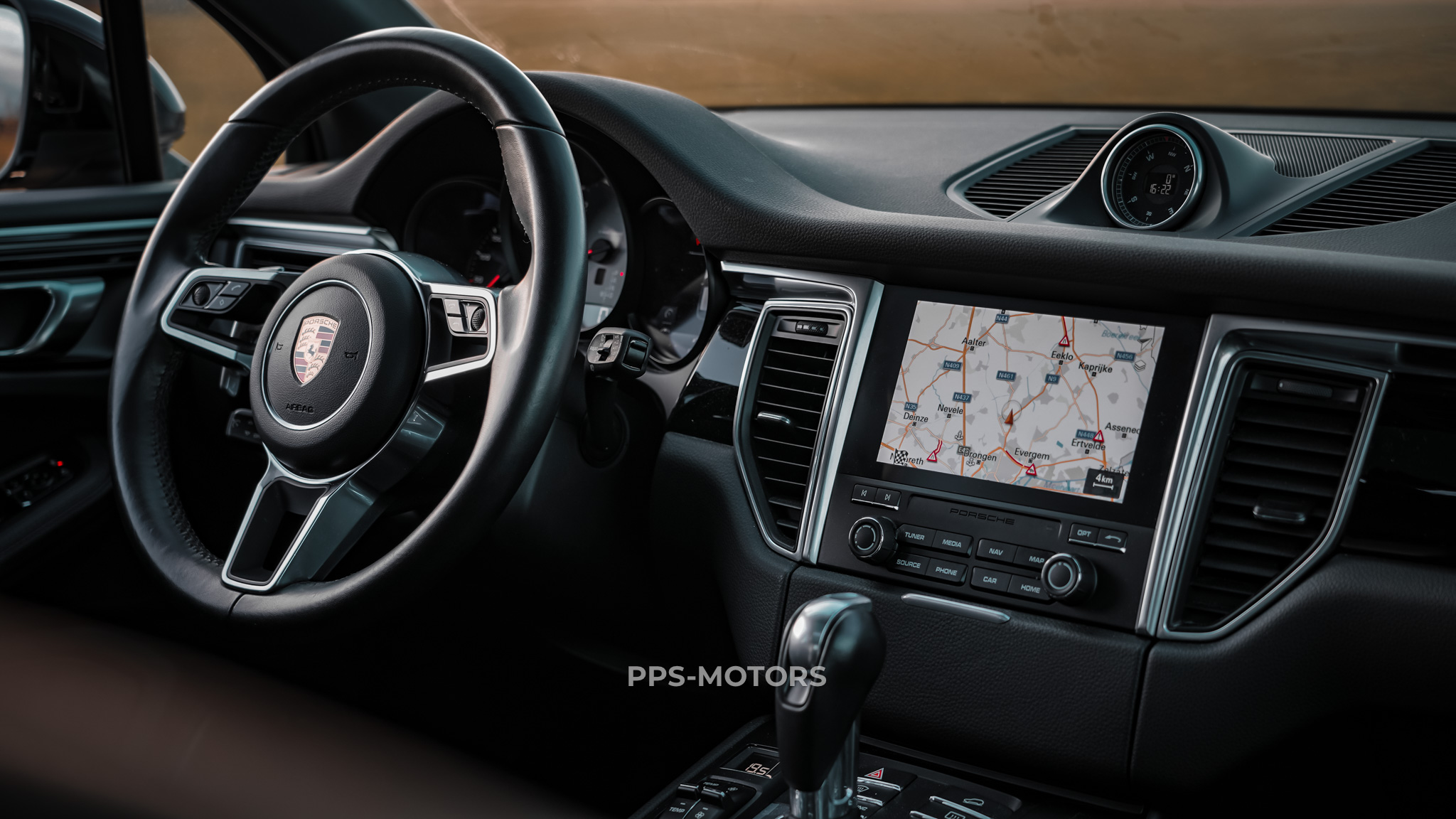 Porsche MACAN S 3.0 SPORTDESIGN photo 28