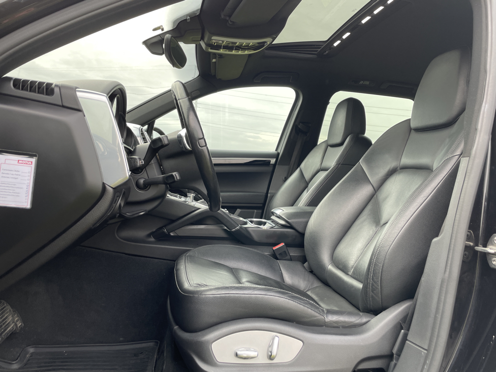 Porsche CAYENNE 3.0D photo 11