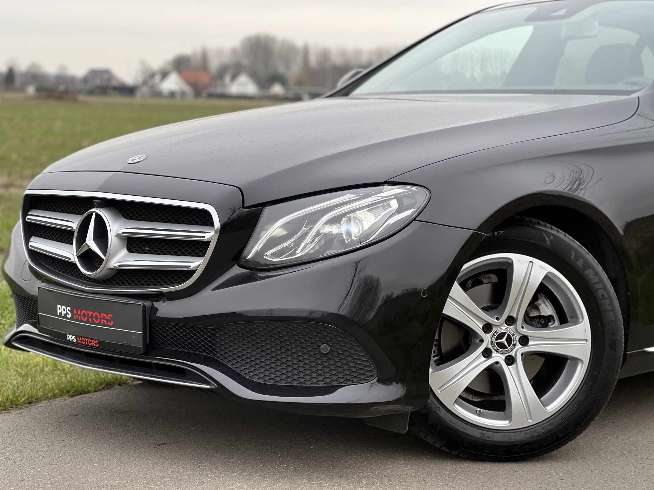 Mercedes Benz E220 BERLINE AVANTGARDE photo 7