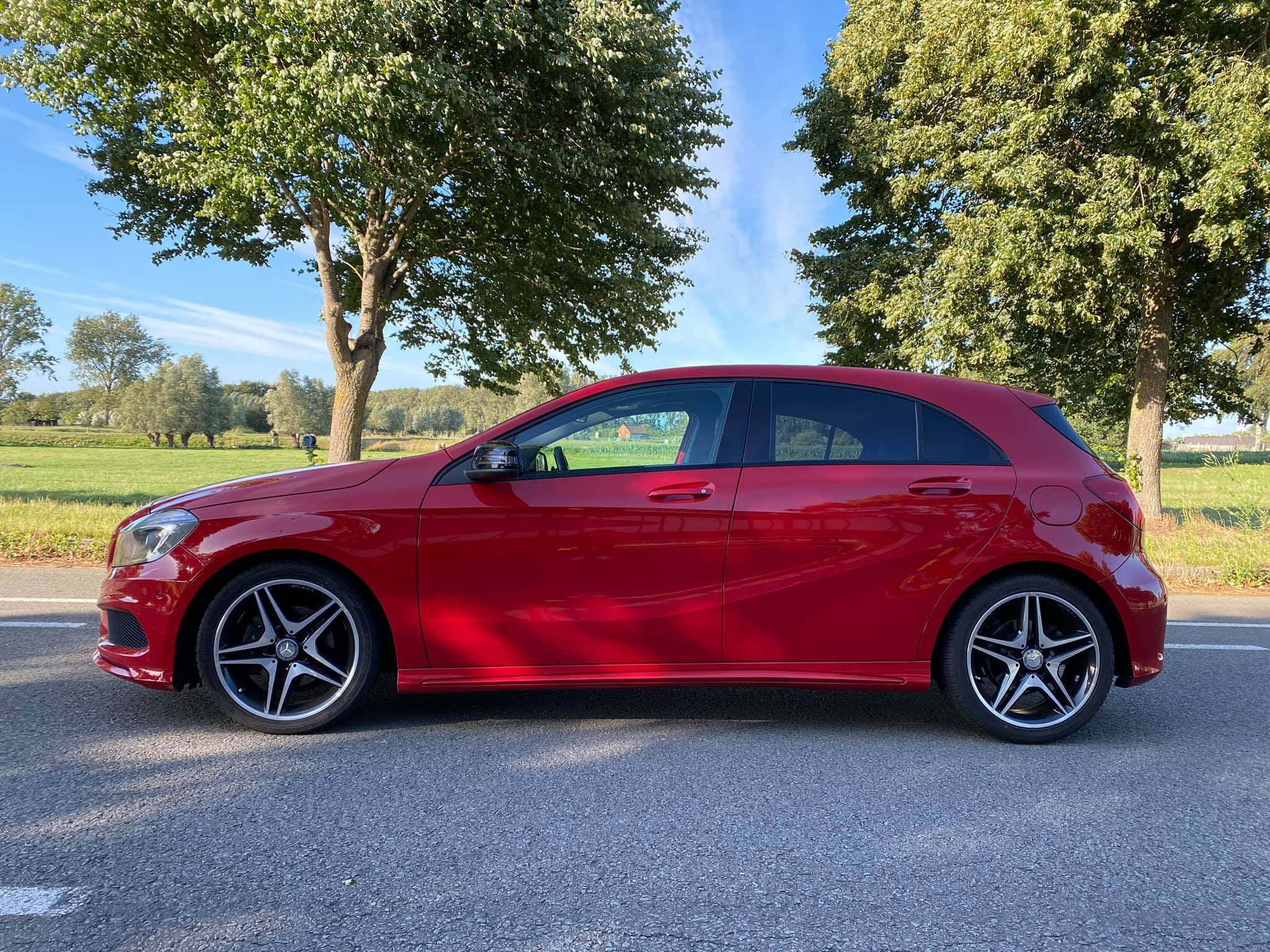 Mercedes Benz A180 CDI AMG-PAKKET photo 2