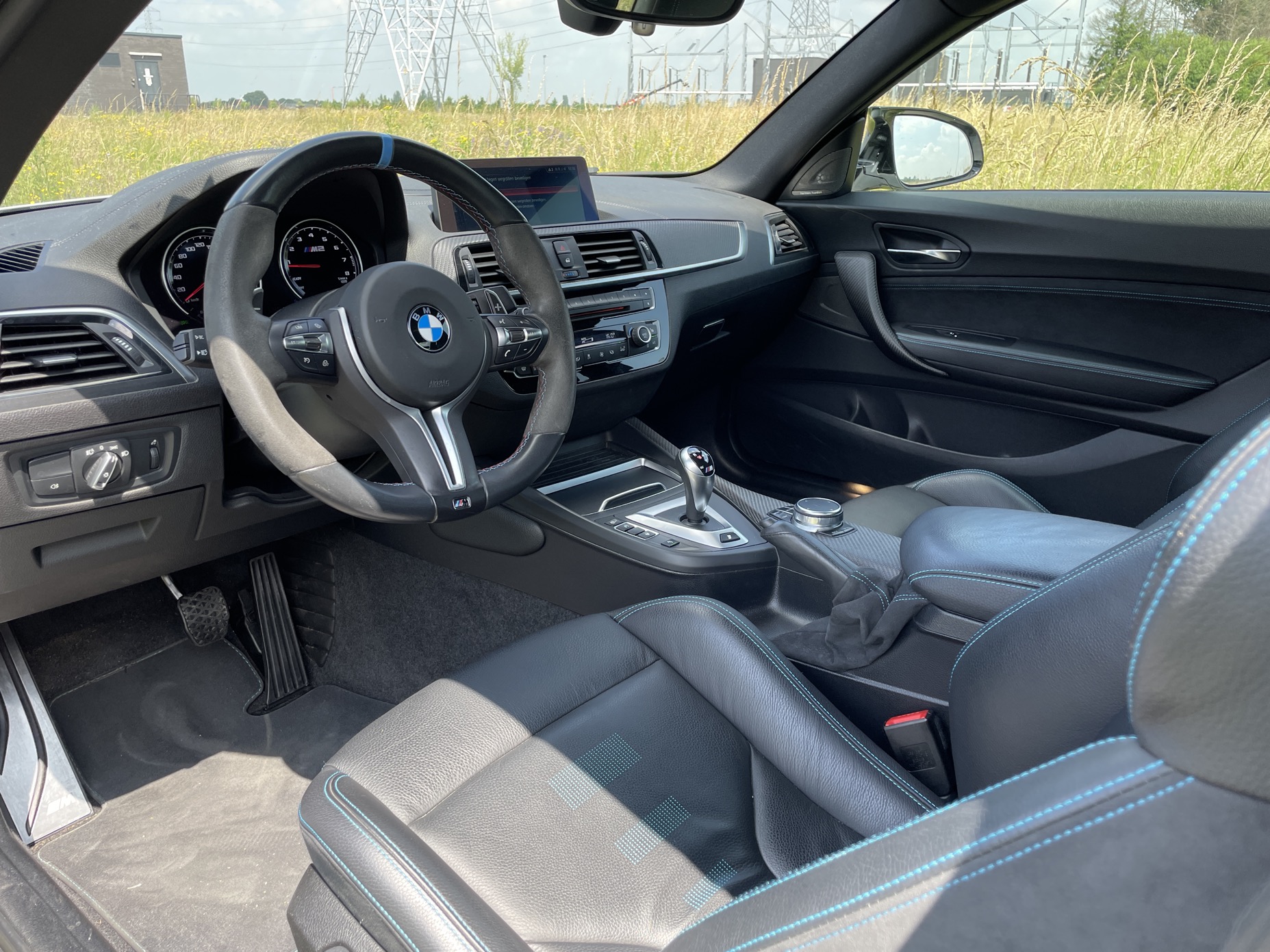 BMW M2 COMPETITION photo 11