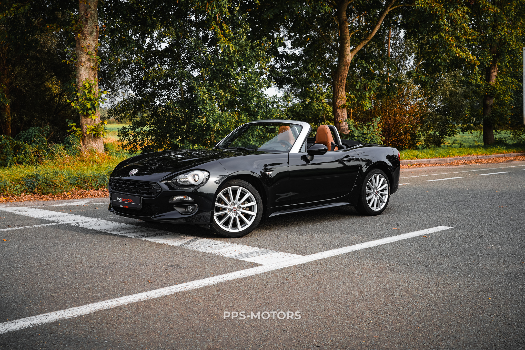 Fiat 124 1.4 SPIDER LUSSO photo 1