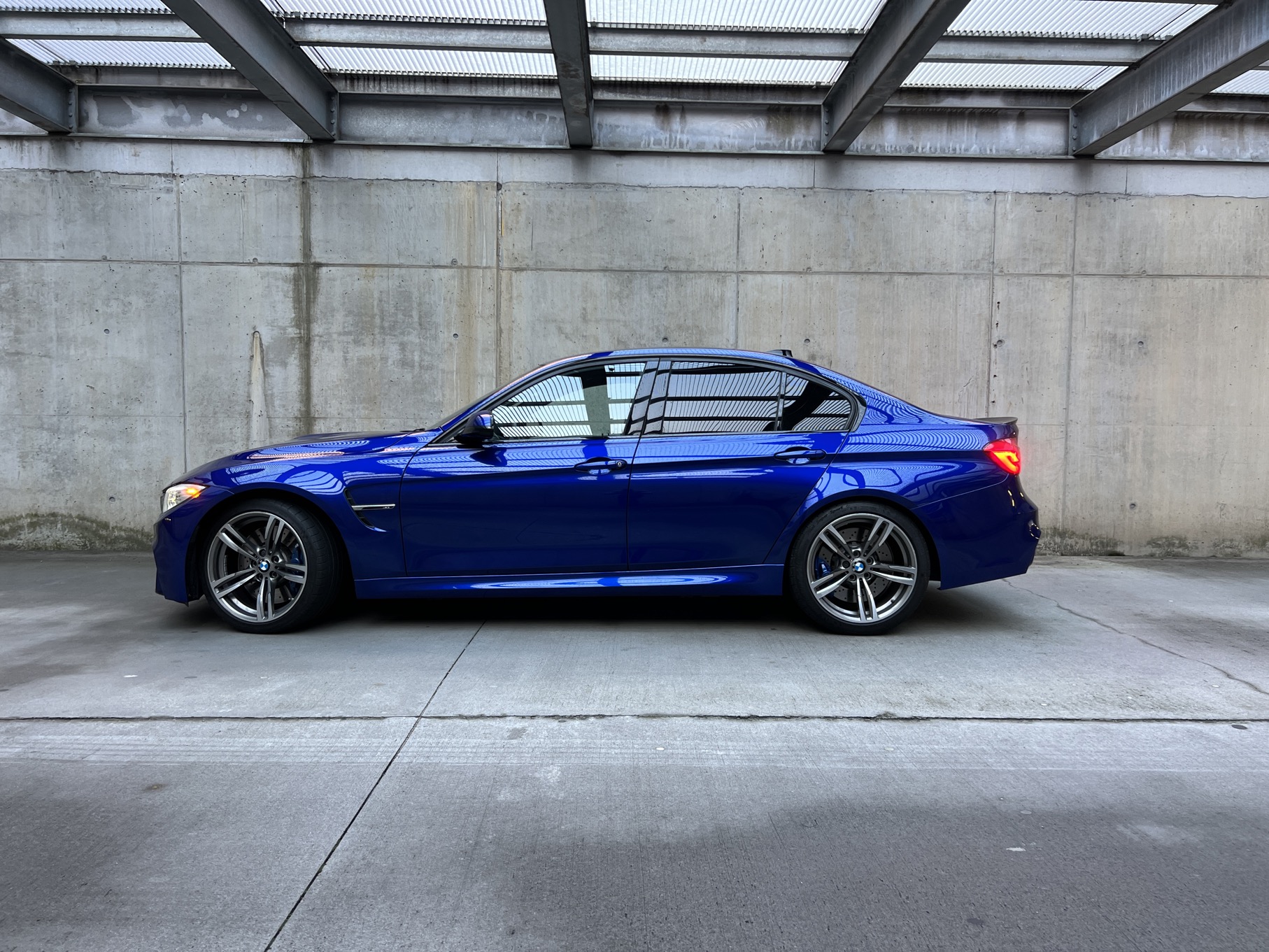 BMW M3 F80 INDIVIDUAL photo 4