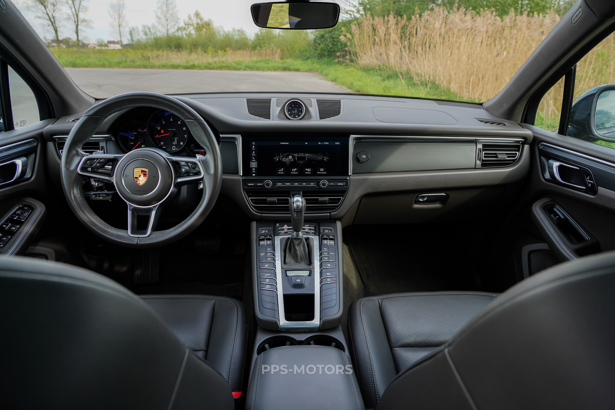 Porsche MACAN 2.0 TURBO PDK photo 16
