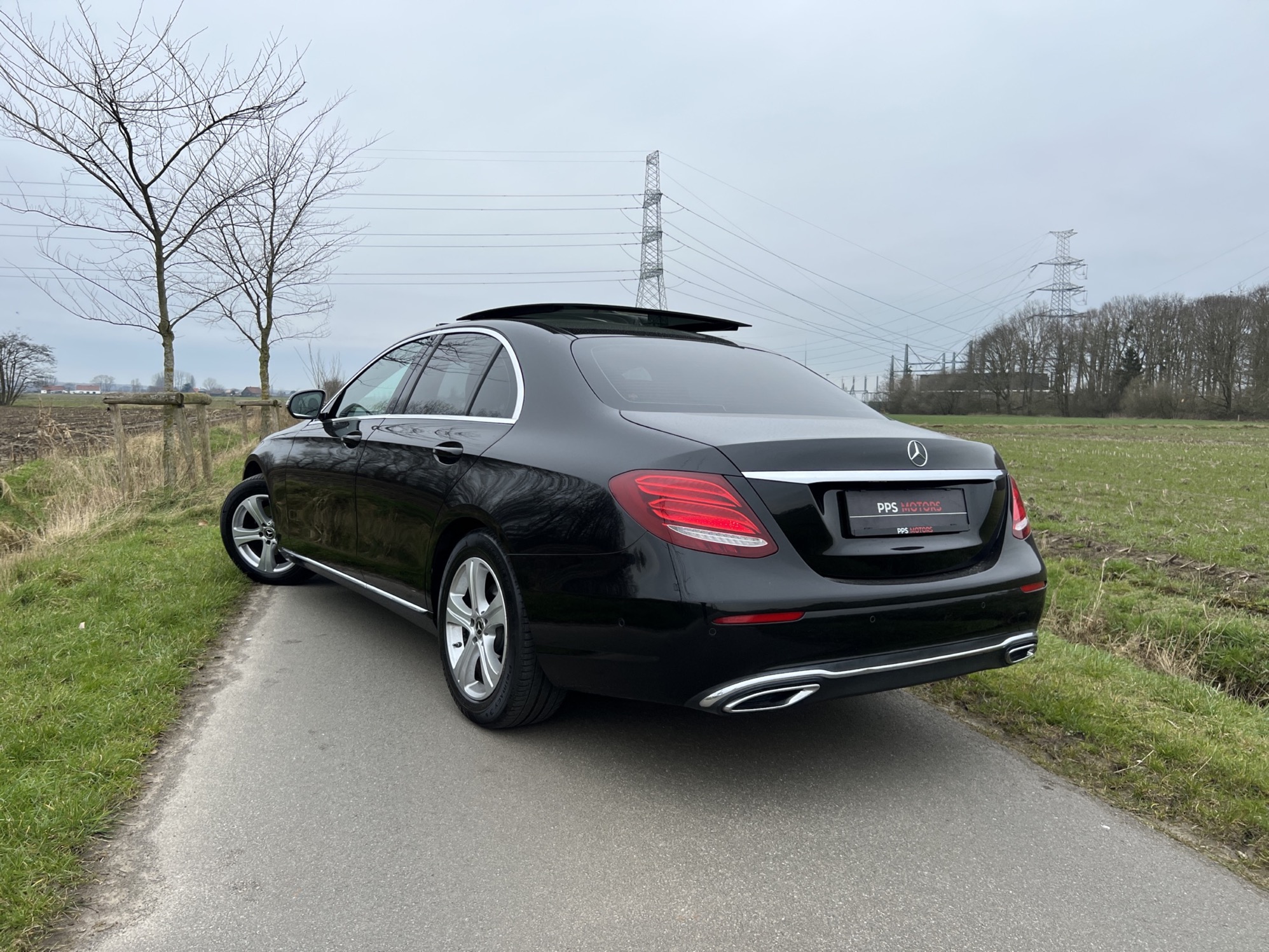 Mercedes Benz E220 BERLINE AVANTGARDE photo 10