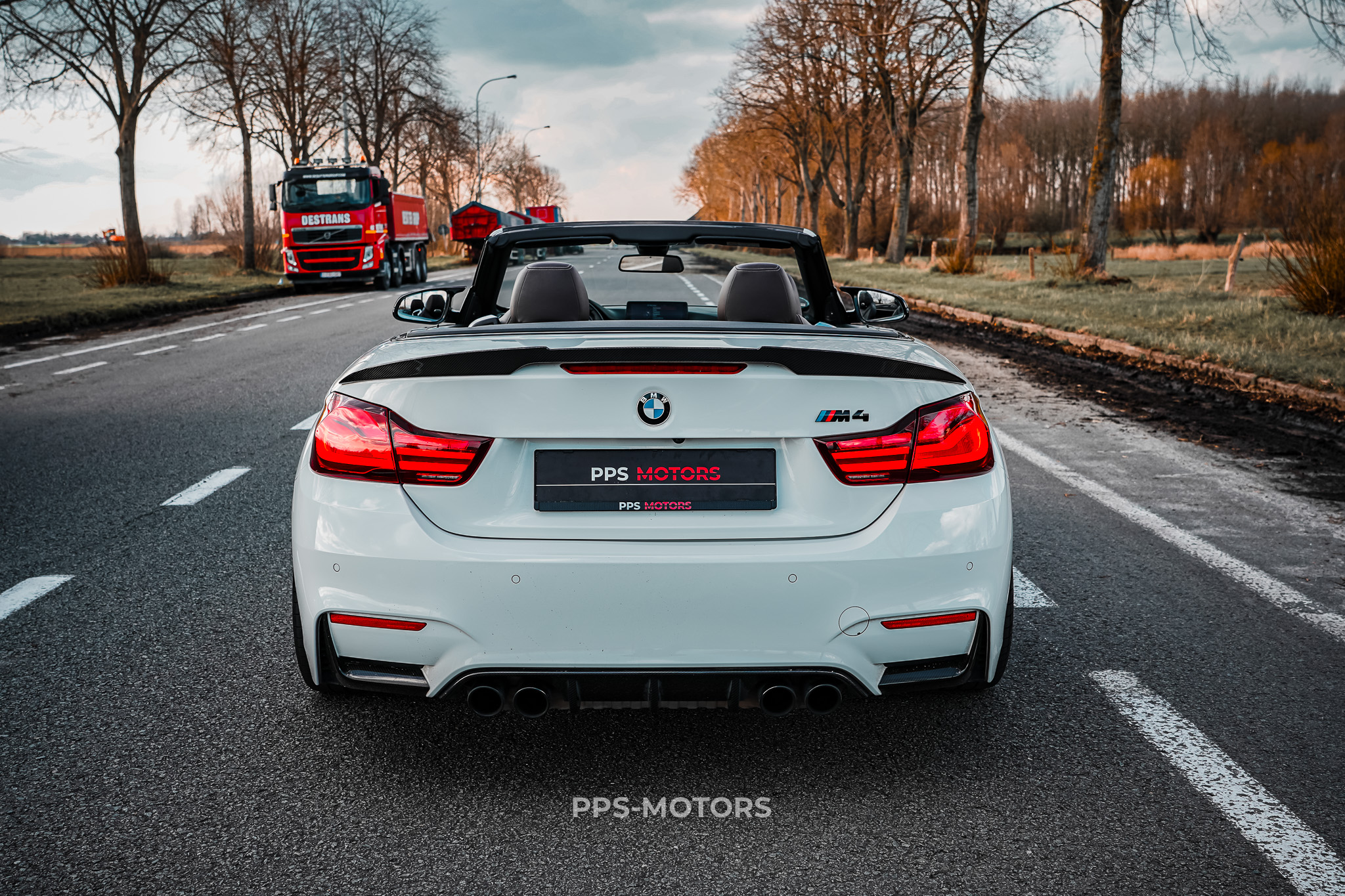 BMW M4 3.0 CABRIO INDIVIDUAL PACK photo 9