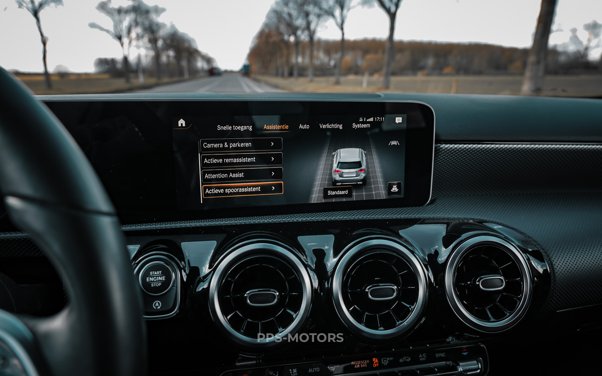 Mercedes Benz A200 LAUNCH EDITION photo 54