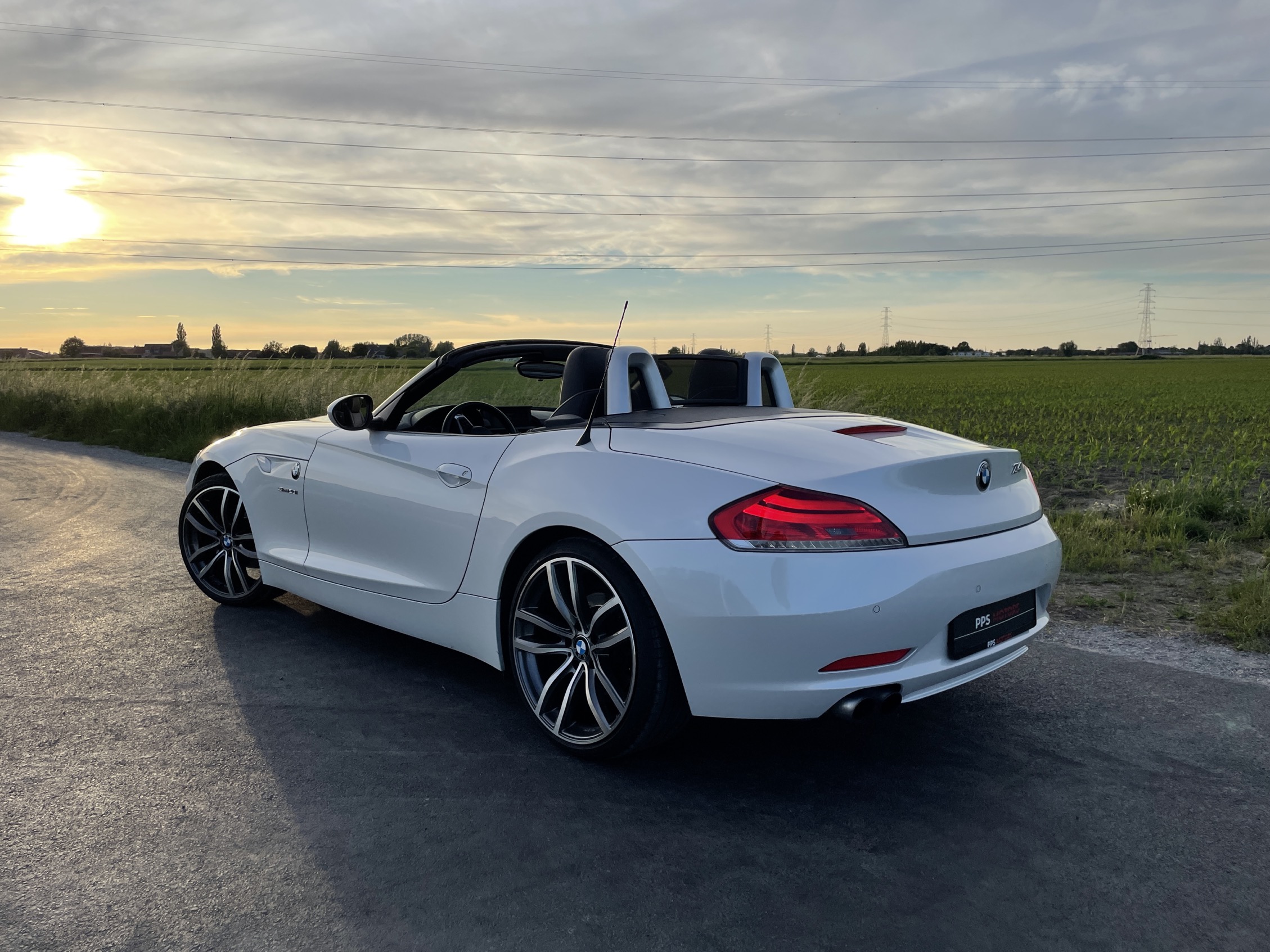 BMW Z4 2.0i sDrive photo 16