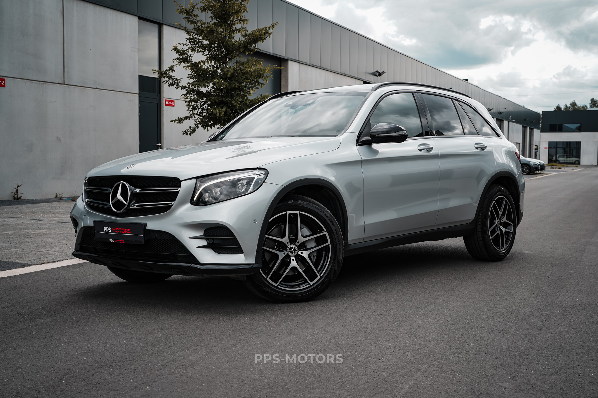 Mercedes Benz GLC 220d 4MATIC AMG-PAKKET photo 2