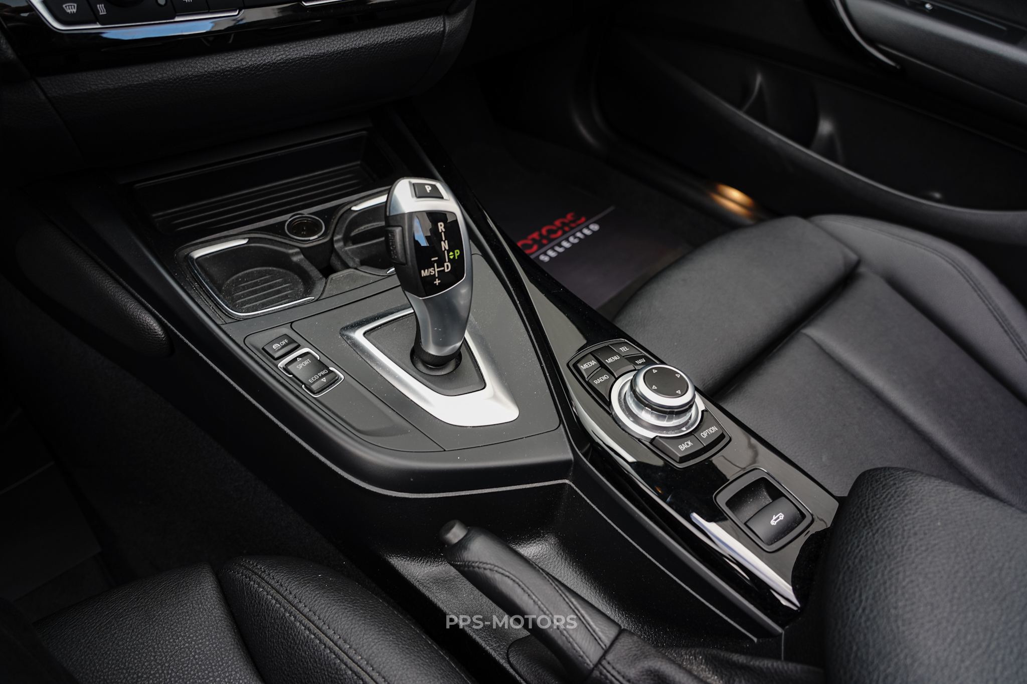 BMW 218dA CABRIO photo 11