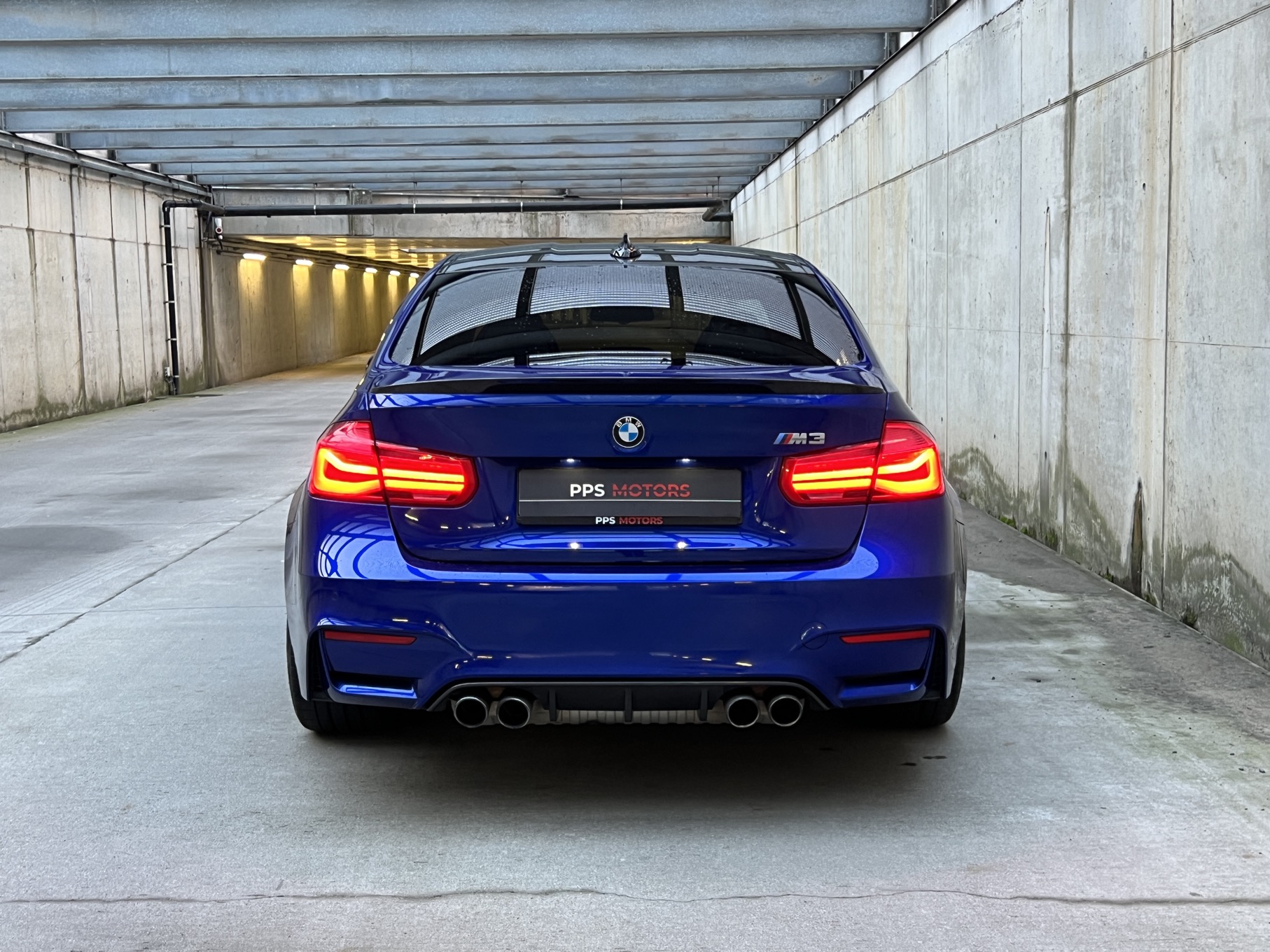 BMW M3 F80 INDIVIDUAL photo 5