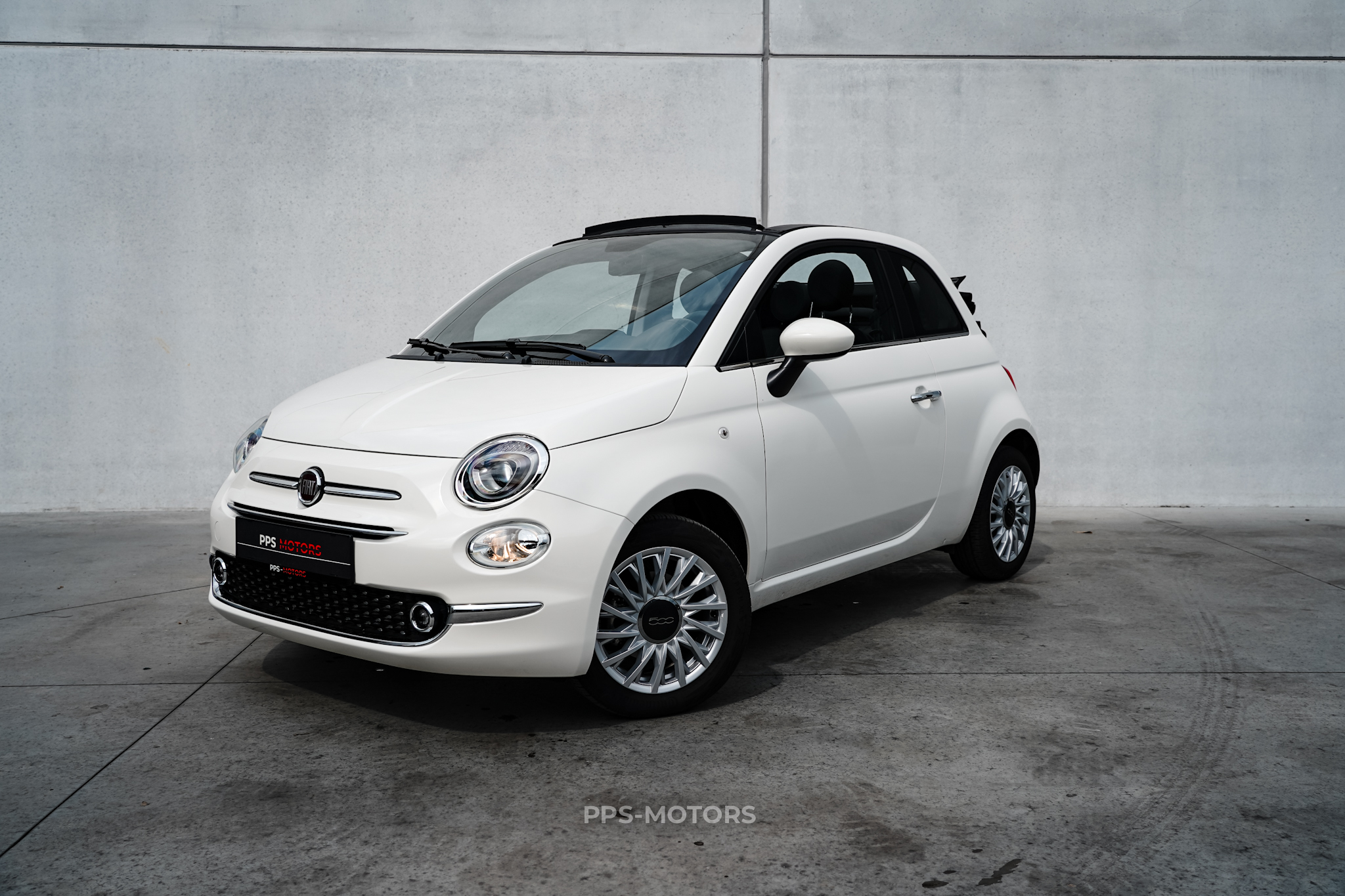 Fiat 500C photo 1