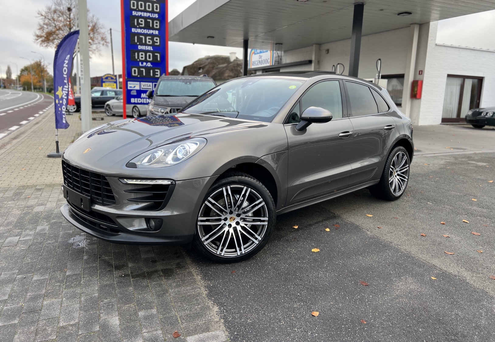 Porsche MACAN S 3.0 SPORTDESIGN photo 17