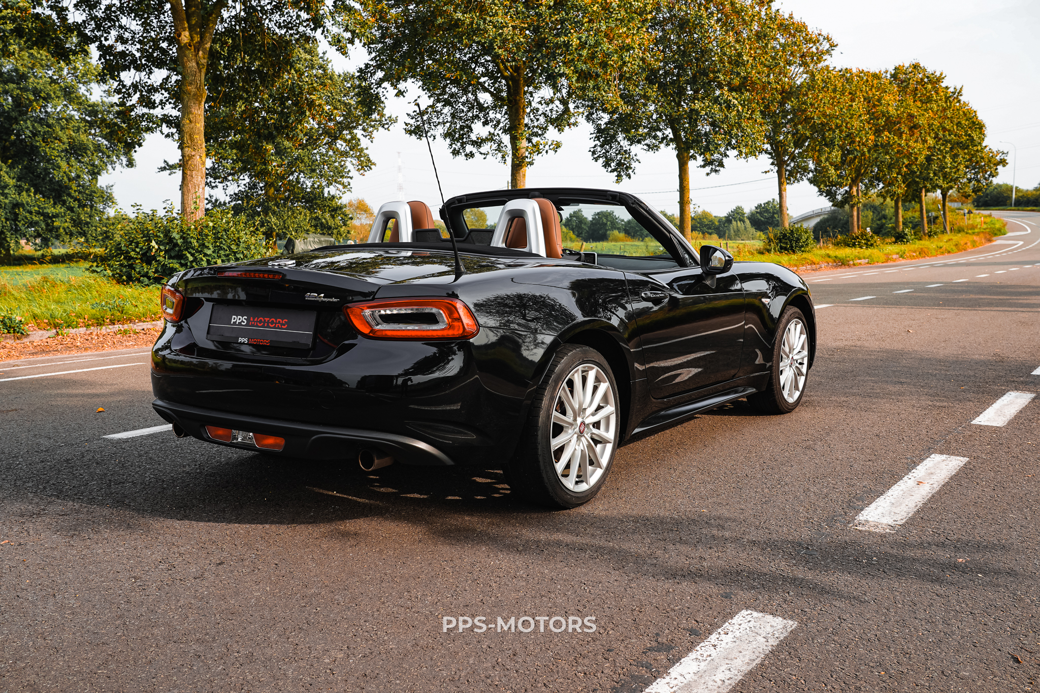 Fiat 124 1.4 SPIDER LUSSO photo 18