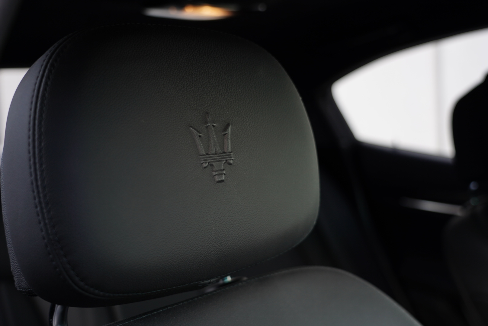 Maserati GHIBLI 3.0 photo 12