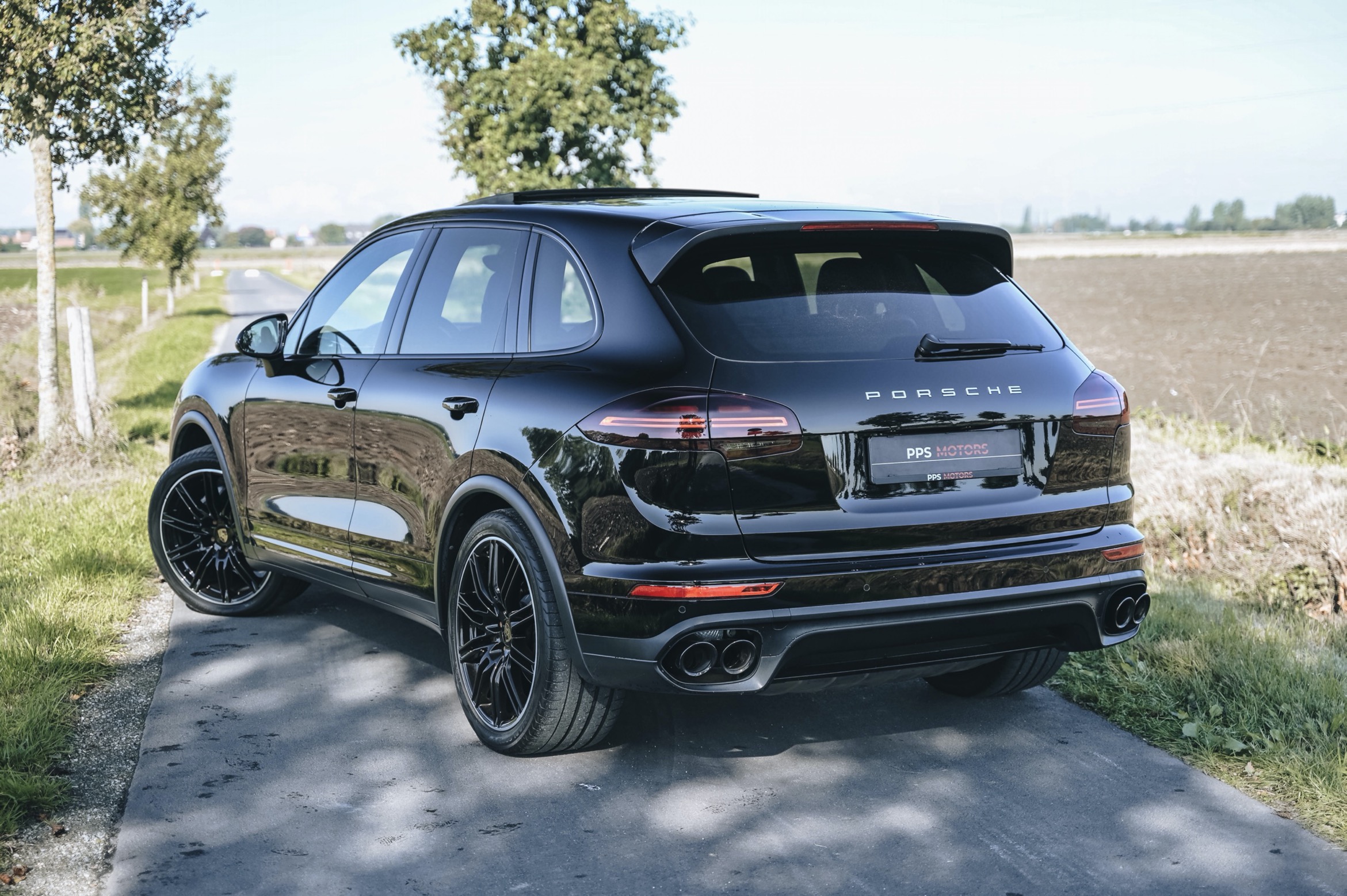 Porsche CAYENNE 3.0 photo 10