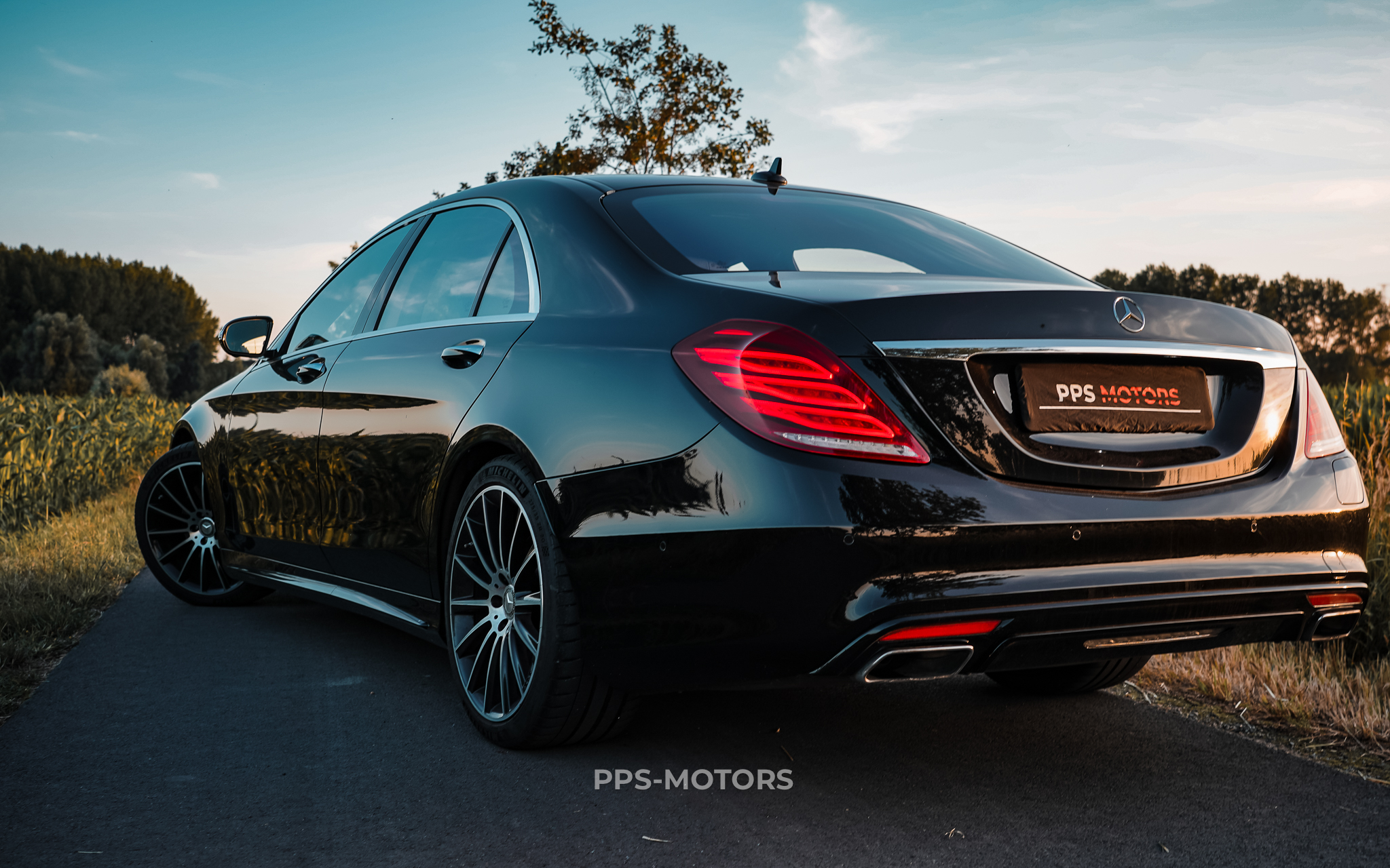 Mercedes Benz S500 L photo 19