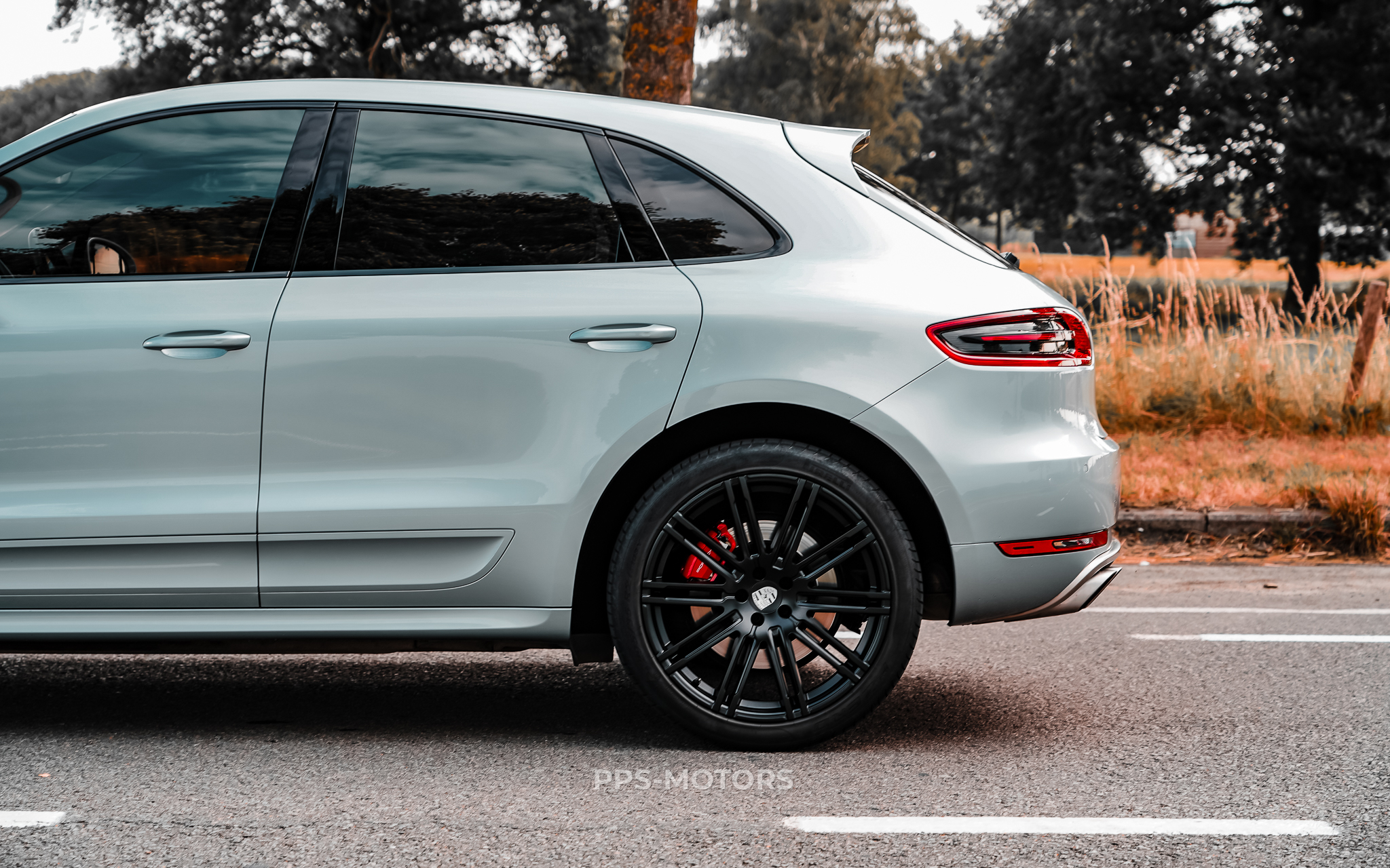 Porsche MACAN TURBO 3.6i photo 3