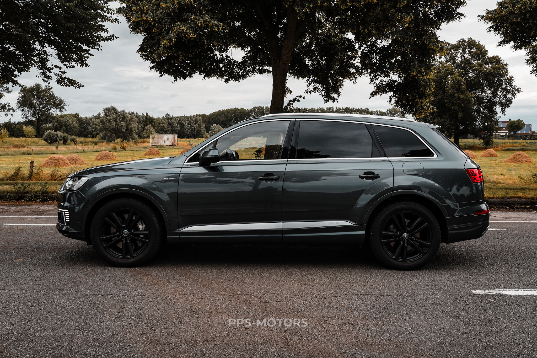 Audi Q7 3.0 TDI E-TRON photo 5
