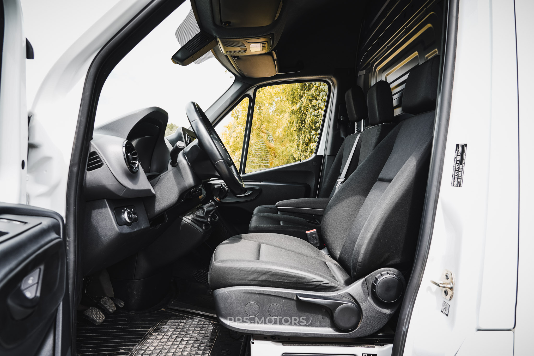 Mercedes Benz SPRINTER 314 CDI L2H2 LV photo 12