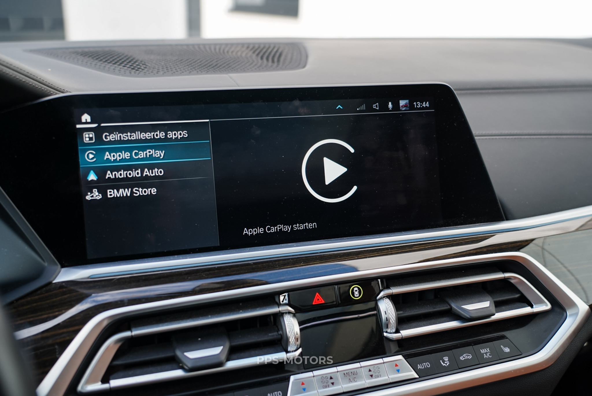 BMW X5 45e HYBRID photo 16